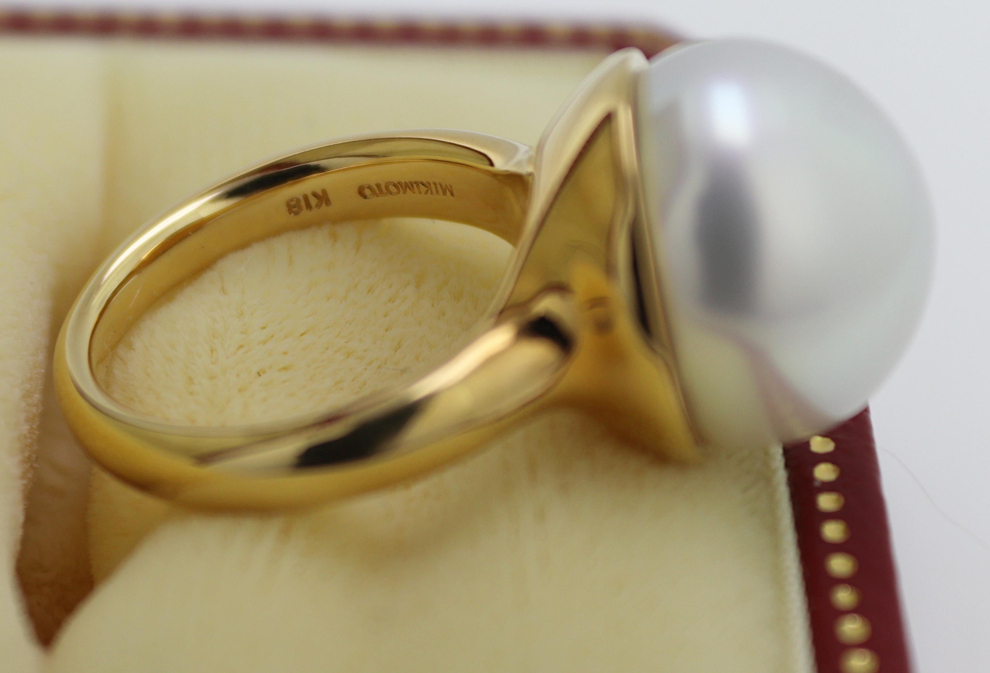 Mikimoto South Sea Cultured Pearl, Yellow Gold Ring In Excellent Condition For Sale In Pleasant Hill, CA