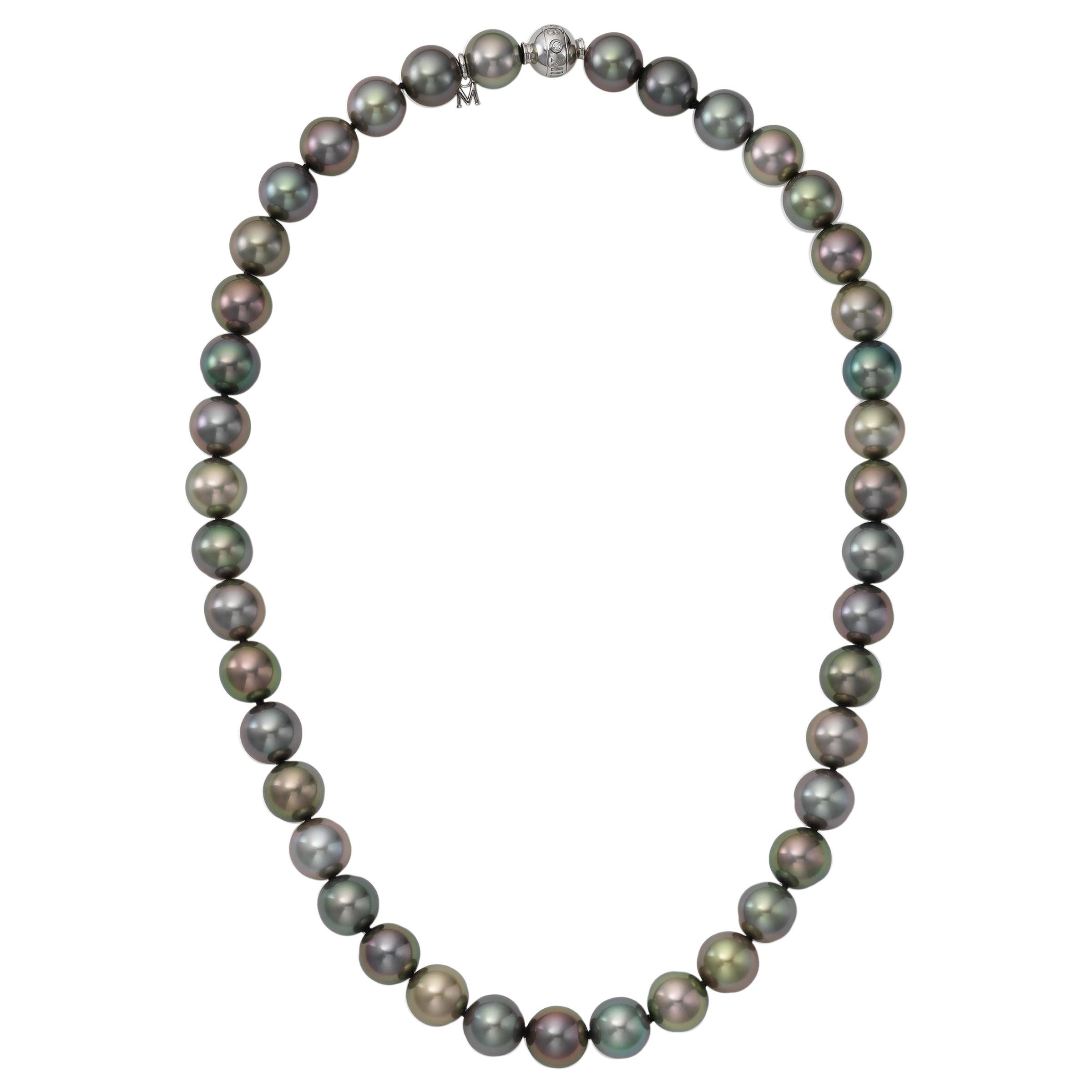Mikimoto South Sea Pearl Necklace with White Gold Clasp For Sale at 1stDibs