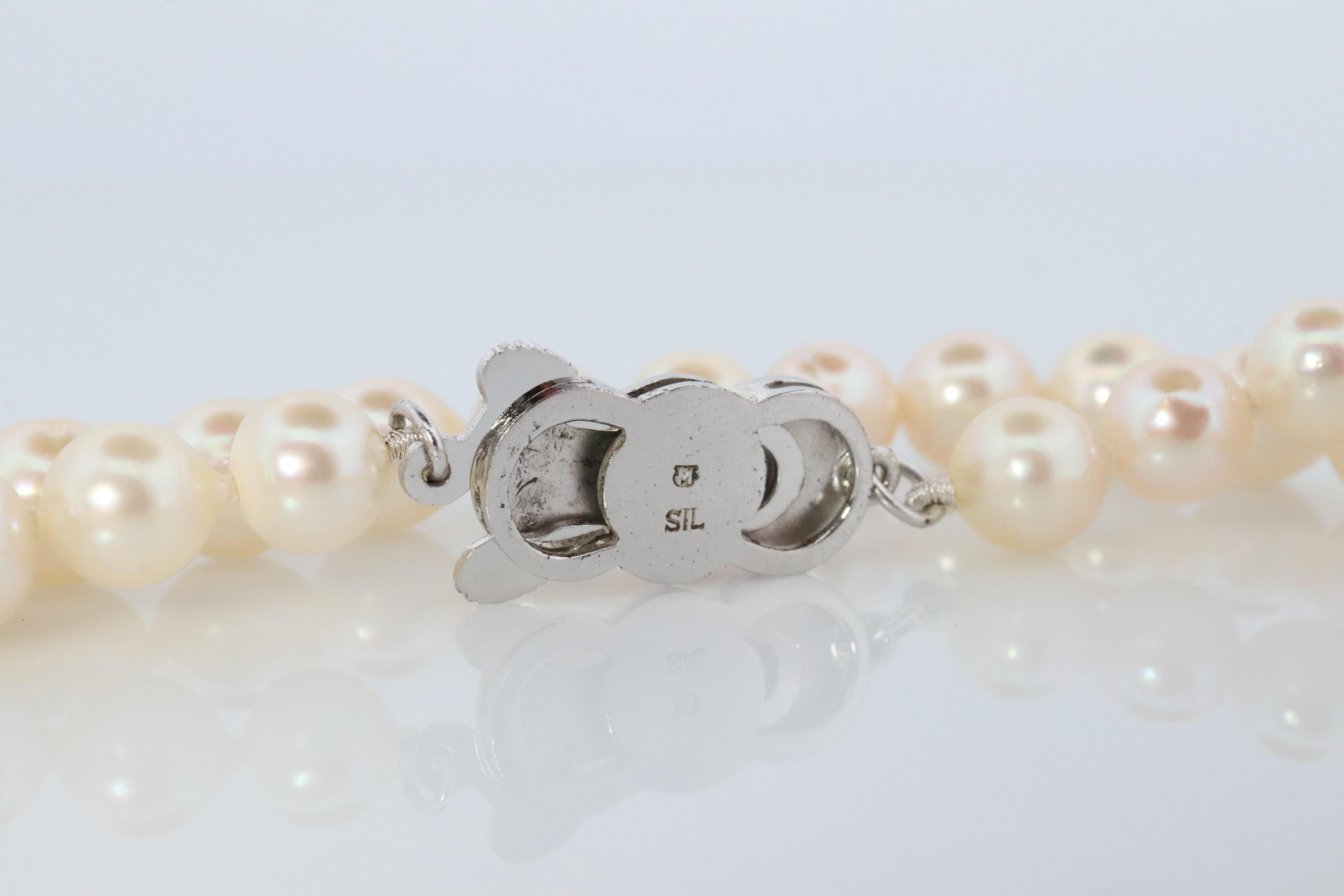 MIKIMOTO Sterling Silver Pearl Necklace. 6mm Blister Pearls Necklace Mikimoto In Good Condition In Port Charlotte, FL