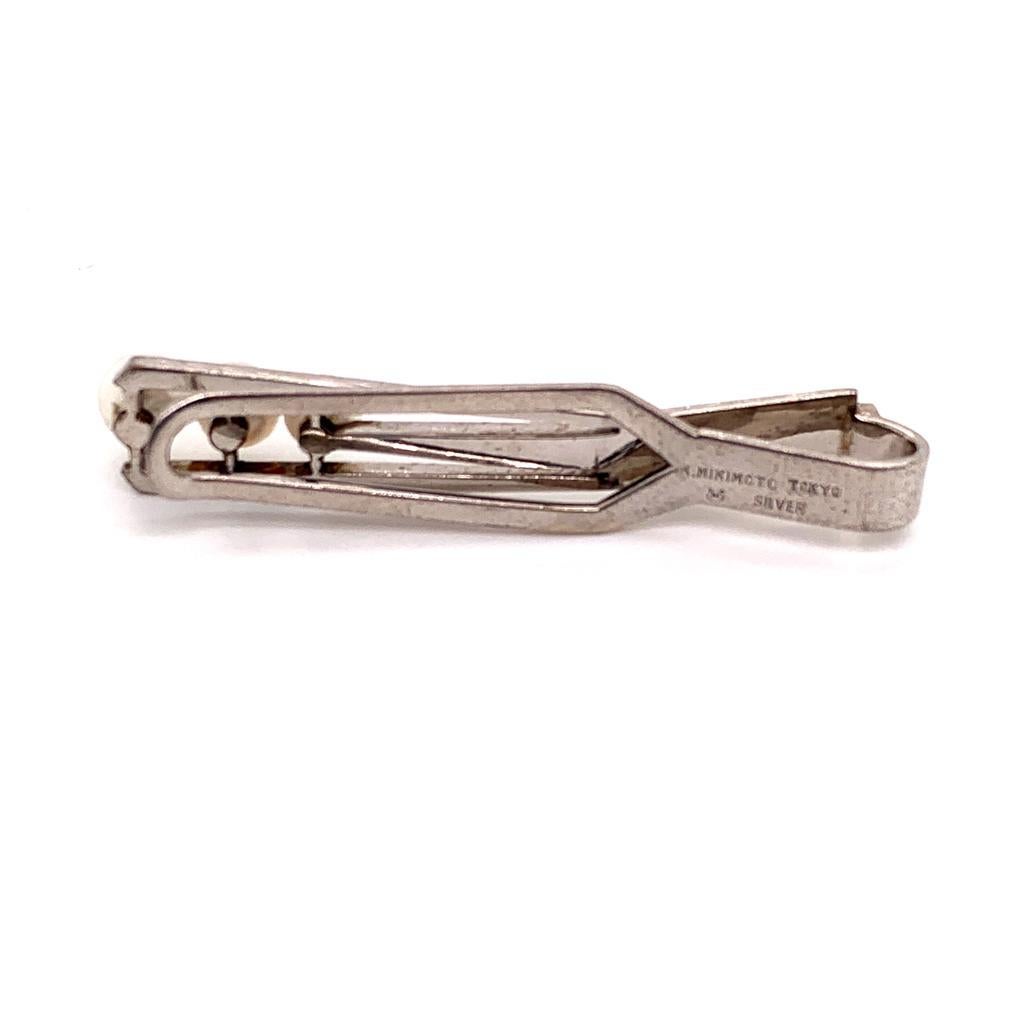 MIKIMOTO STERLING SILVER TIE BAR 6.37 GRAMS 1.5 INCH LENGTH M132

This elegant Authentic Mikimoto Men's Tie Clip has 3 Saltwater Akoya Cultured Pearl and is in size of 1.5 Inches with a weight of 6.37 Grams.

TRUSTED SELLER SINCE 2002

PLEASE SEE