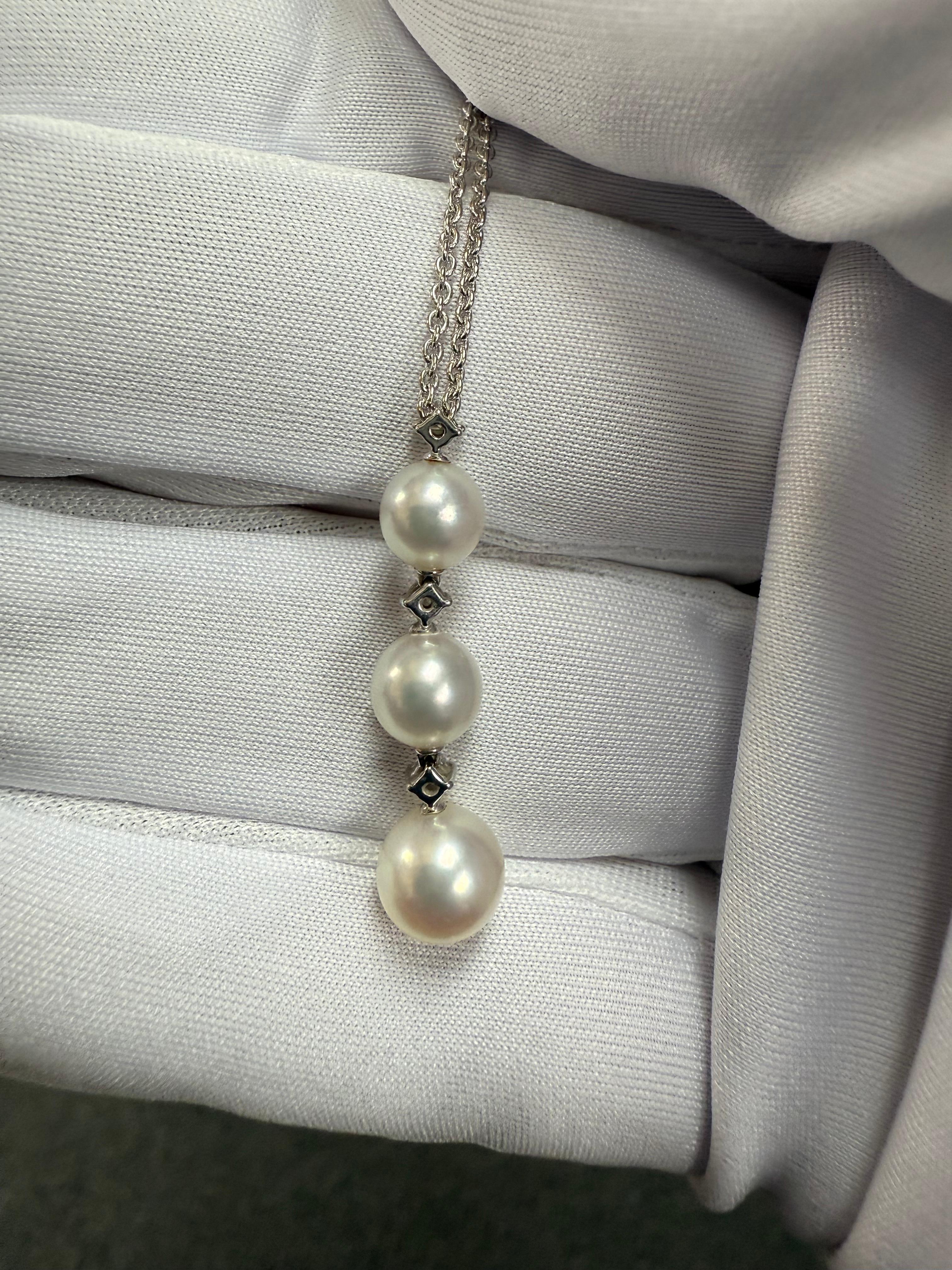 Mikimoto Collar Colgante Tres Perlas Diamante Oro Blanco 18k en venta 2