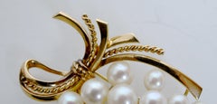 Mikimoto Tokyo Wreath Spray, 14K Yellow Gold Set With 15 Round Akoya Pearls