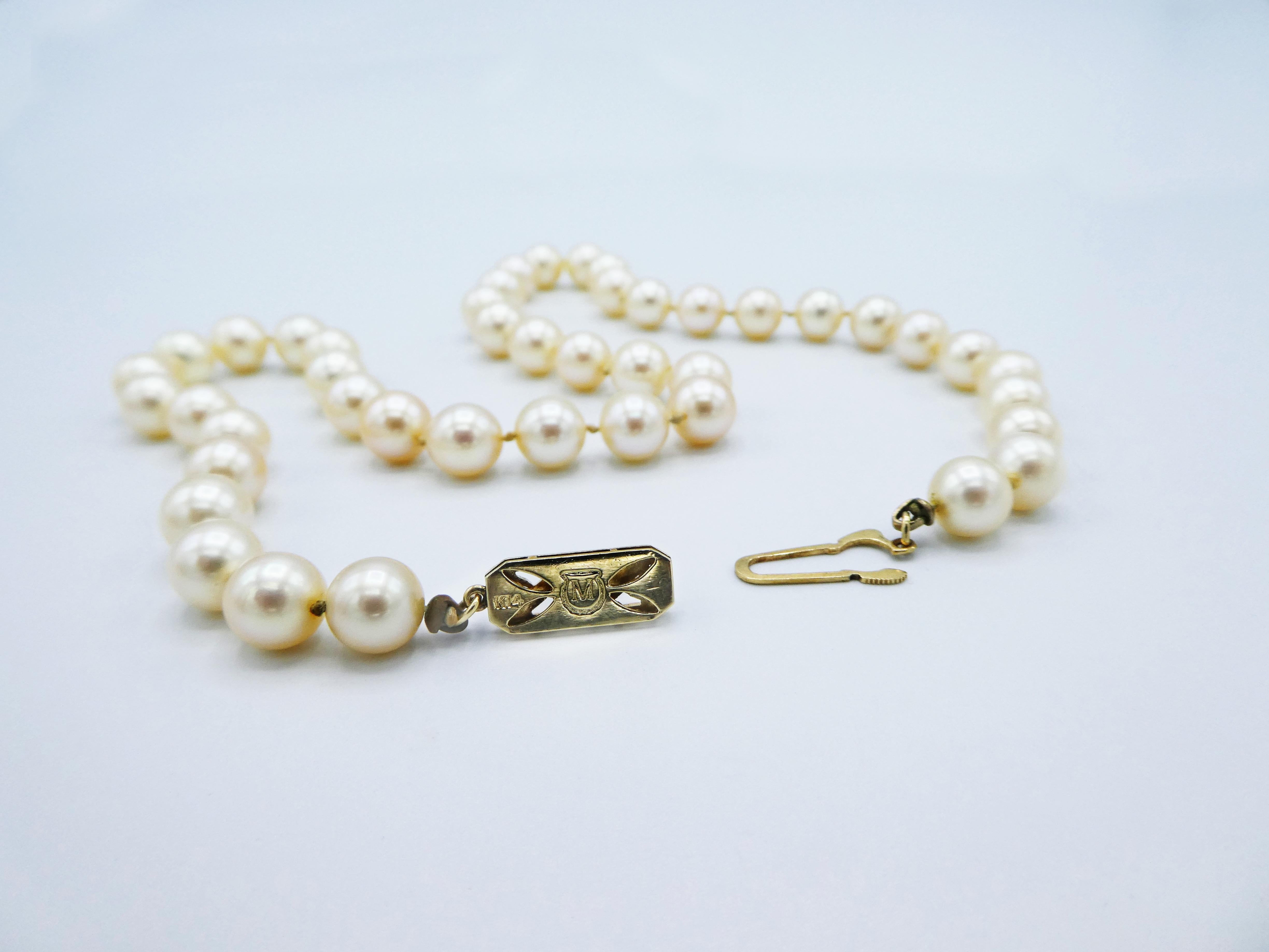 Round Cut Mikimoto Vintage Pearl 14 Karat Yellow Gold Single Strand Necklace