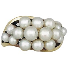Mikimoto, White Pearl Cluster 14 Karat Yellow Gold Ring