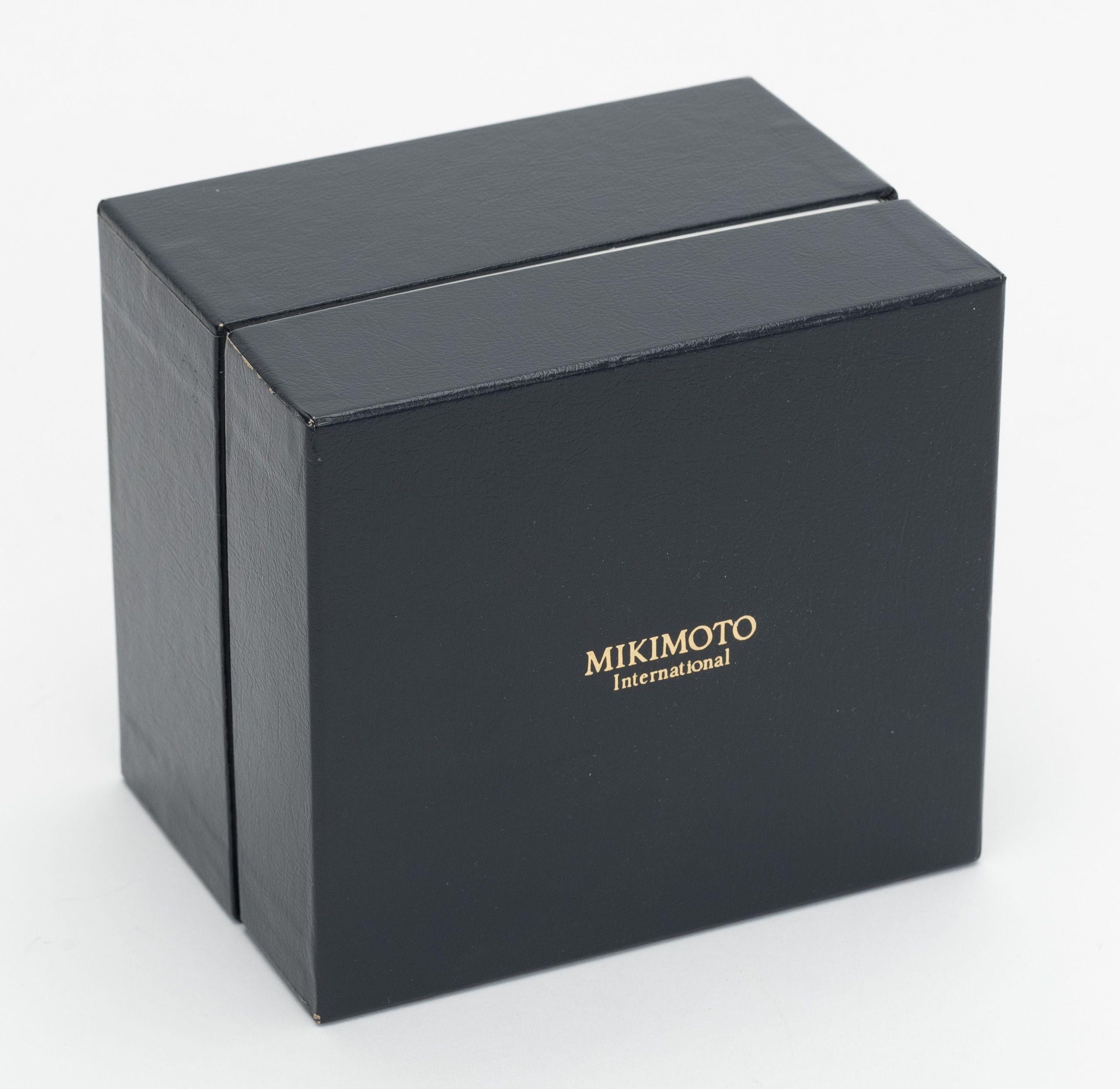 Mikimoto White Platinum Espresso Cups In Excellent Condition For Sale In West Hollywood, CA