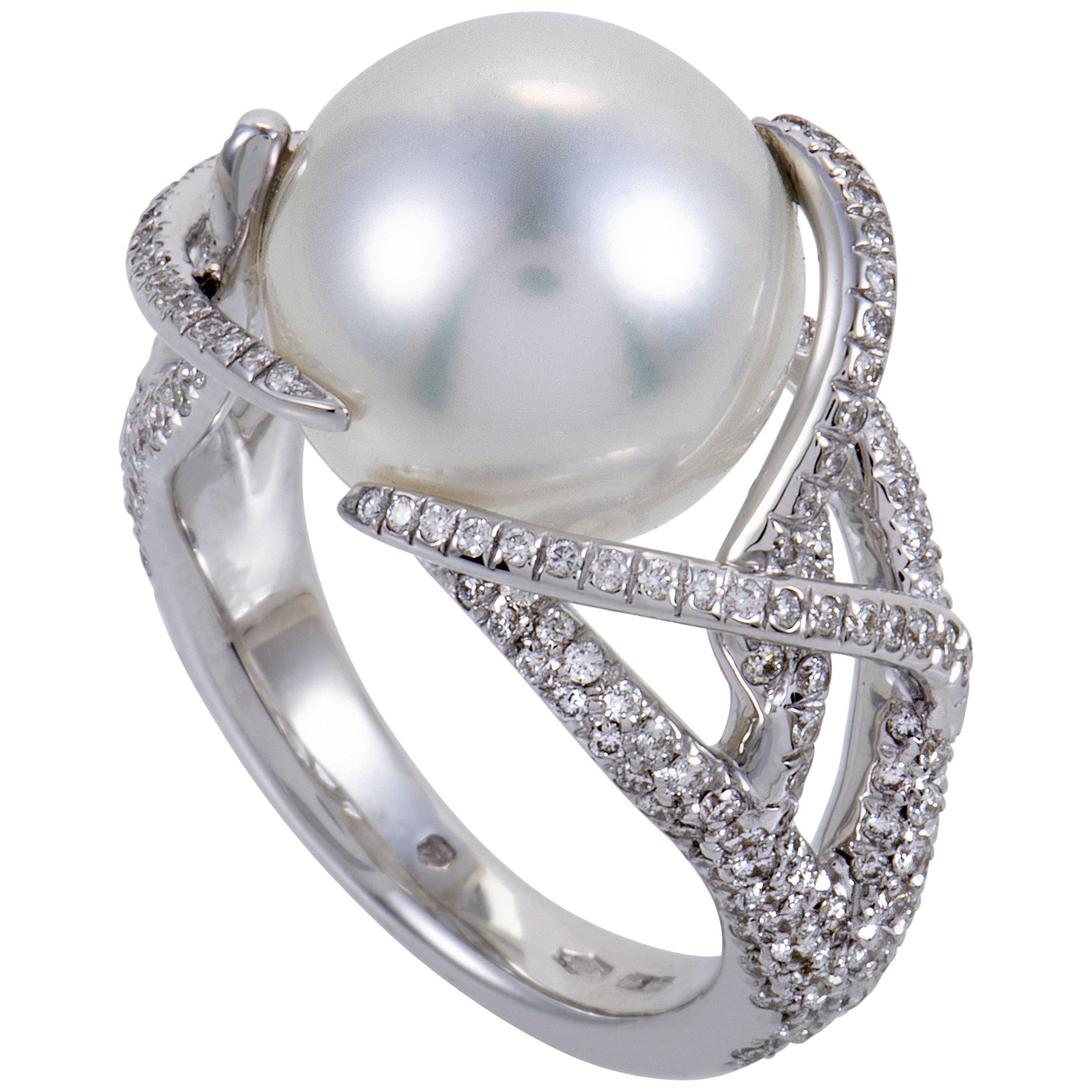 Mikimoto Women’s 18 Karat White Gold Diamond Pave Pearl Ring Size 55 1/4 - 7.5