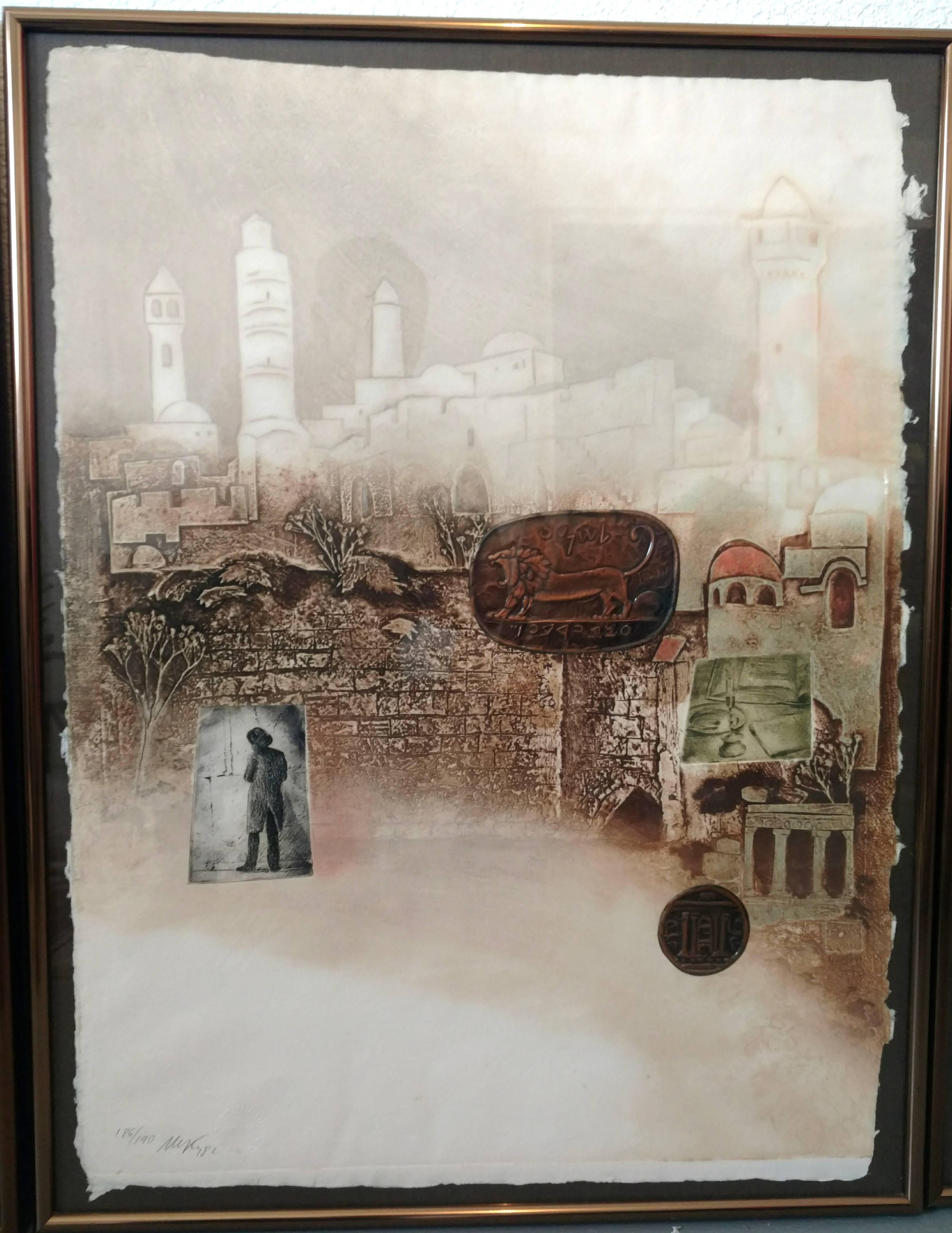 Jerusalem City of Gold, dreiteiliges Triptychon, mit Bleistift signiert 186/190, Rahmen aus gebürsteter Bronze. Die Stadt der Religion Wunderschön eingefangen in diesem herrlichen Triptychon.

Dieses Stichtiefdruck-Mischmedium ist auf schwerem