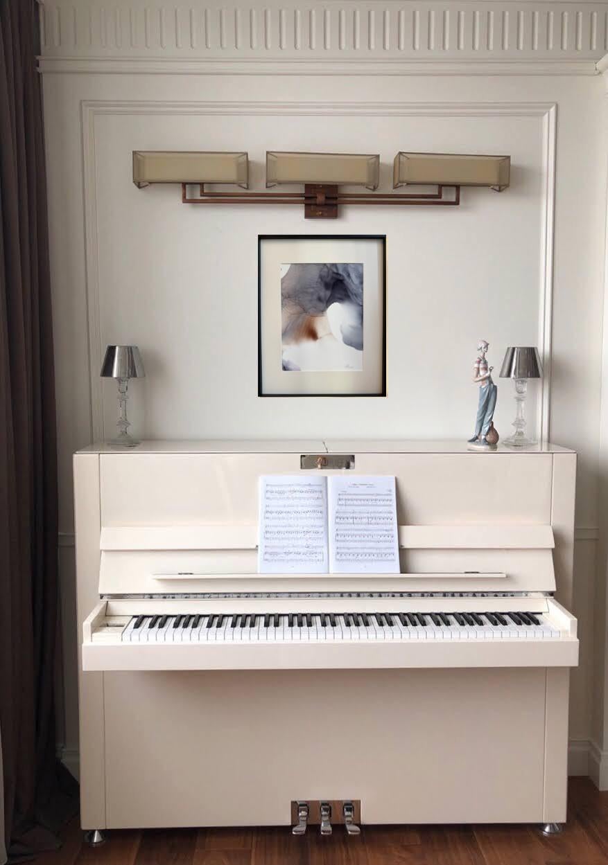 Soft Abyss - abstrakte Malerei, in grau-blau, braun, beige Farbe gemacht (Beige), Abstract Drawing, von Mila Akopova