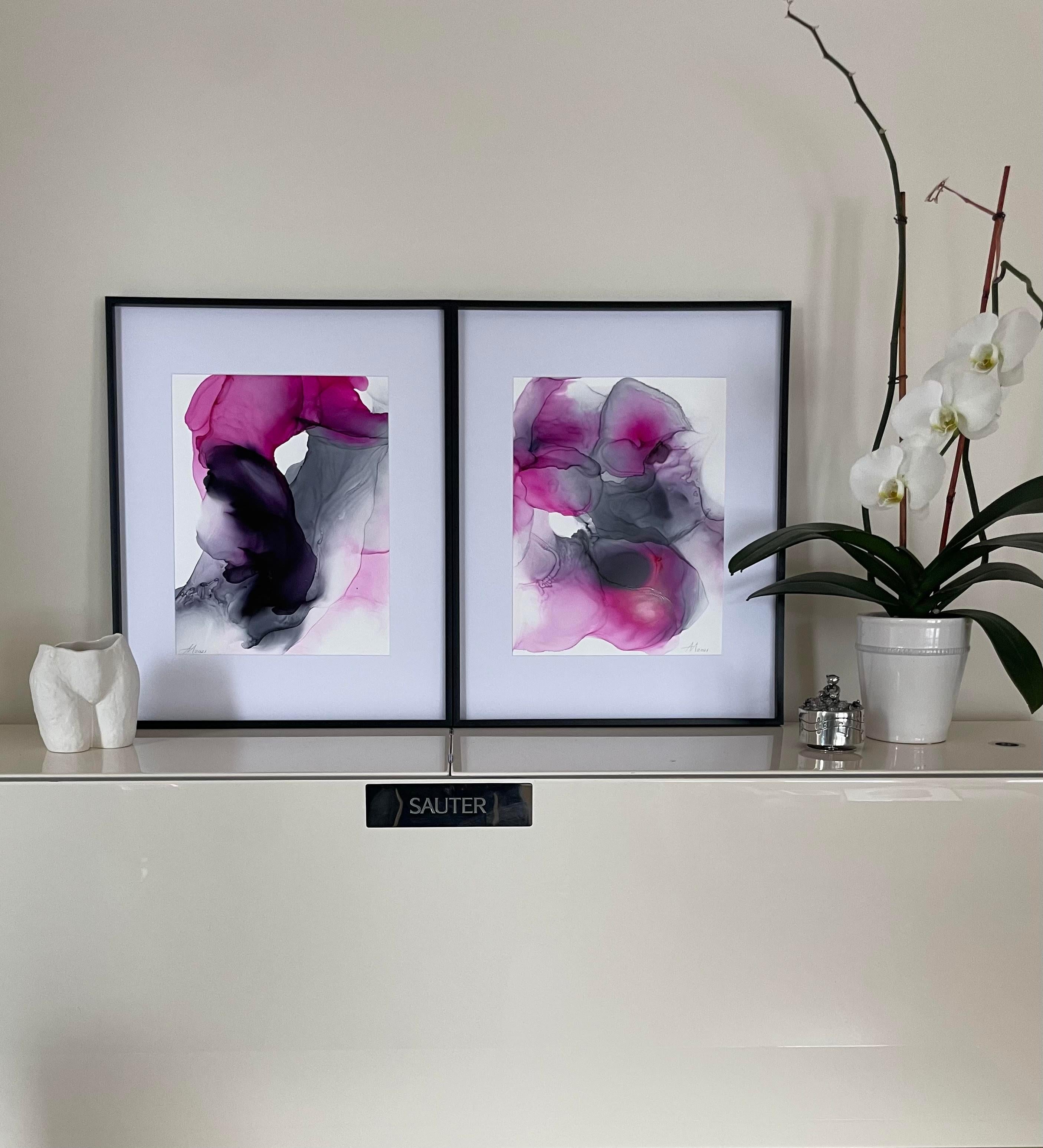 Der Garten der Freude - Abstraktionskunst, in Rosa, Violett und Grau gefertigt  – Art von Mila Akopova
