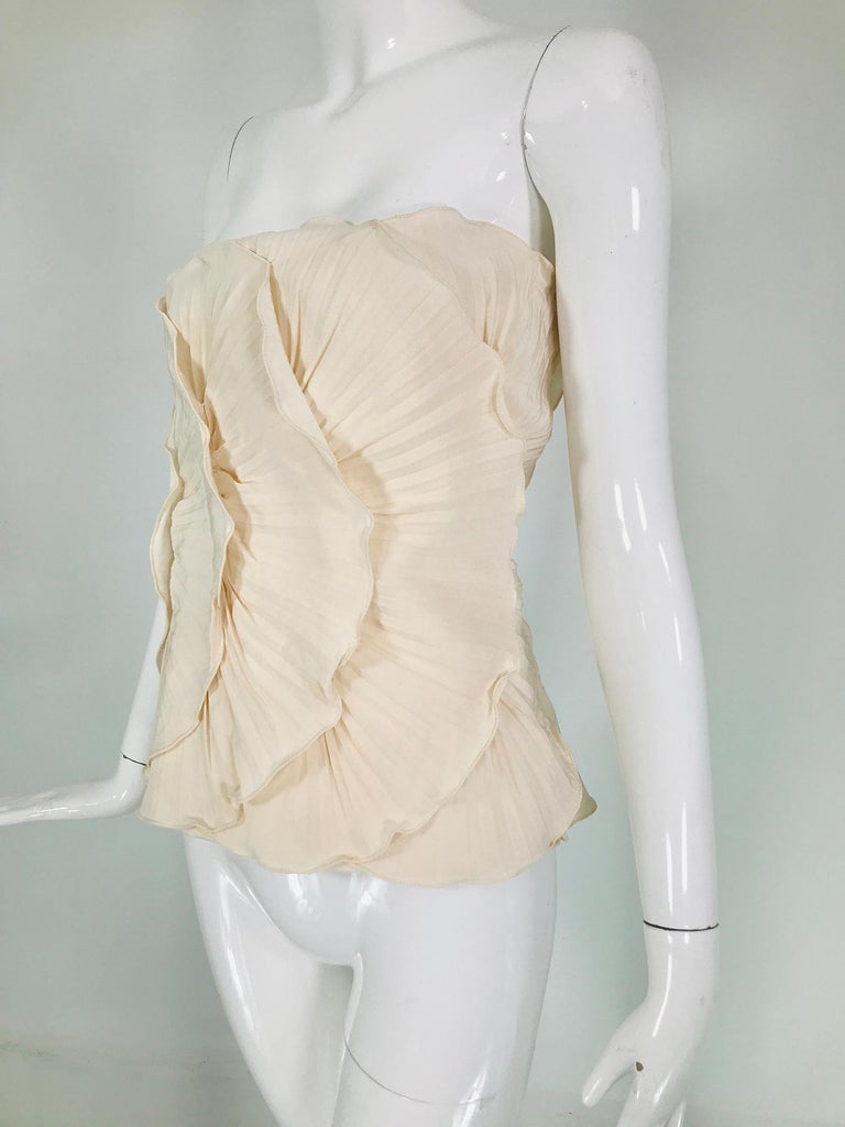 Mila Schon Ivory Bustier Plisse Silk 1980s unworn with tags size 40 In Excellent Condition For Sale In West Palm Beach, FL