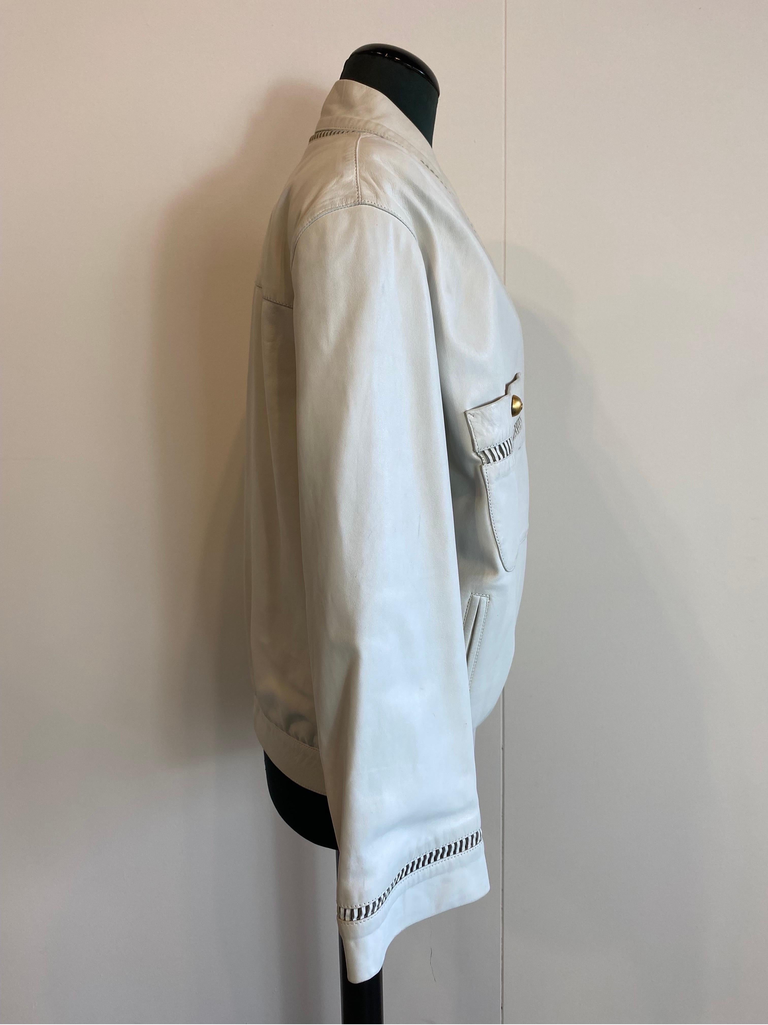 Grigio Giacca bomber in pelle bianca Mila Schön in vendita