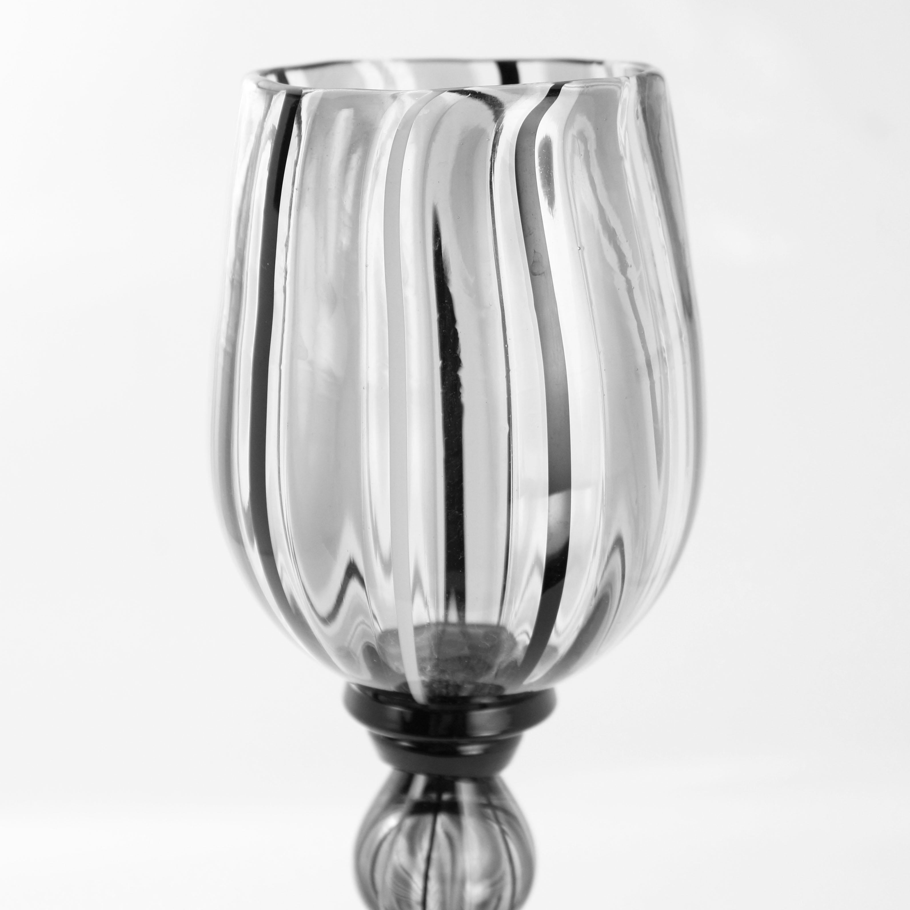 The collection Milady is characterized by fantasy and genius, together with craftsmanship of Classic Murano glass manufacturing techniques, fully show in these goblets. Singularly collectable, these unique and exceptional pieces complete each other