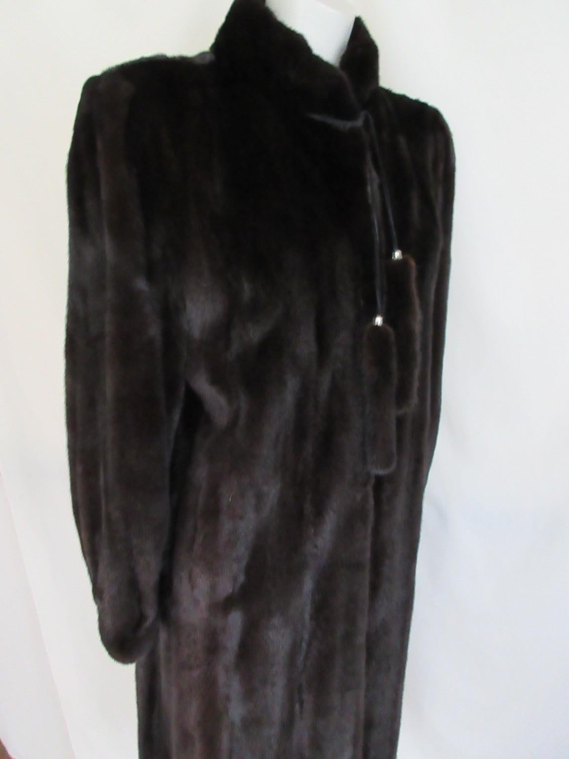 MILADY Paris Brauner Mantel aus geschorenem Nerzpelz  im Angebot 3