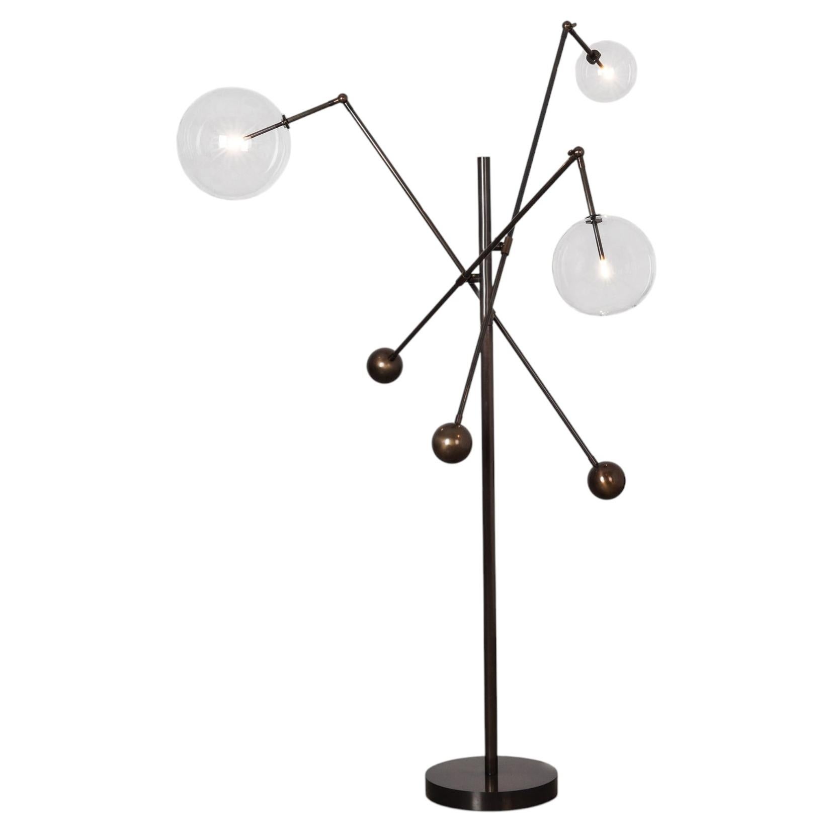 Lampada da terra Milan a 3 bracci in nero canna di Schwung
