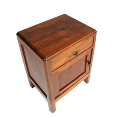 Mesilla de noche de nogal Art Nouveau de Milán de principios del siglo XX por Meroni & Fossati Lissone