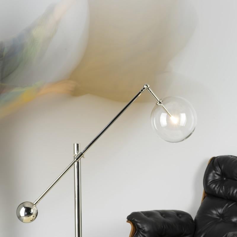 Milan Polished Nickel Table Lamp by Schwung In New Condition For Sale In Geneve, CH