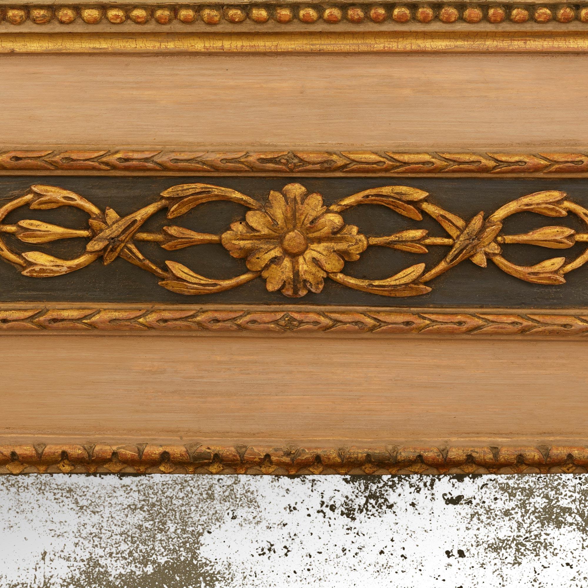 Miroir milanais du XVIIIe siècle d'époque Louis XVI en bois patiné et bois doré en vente 1