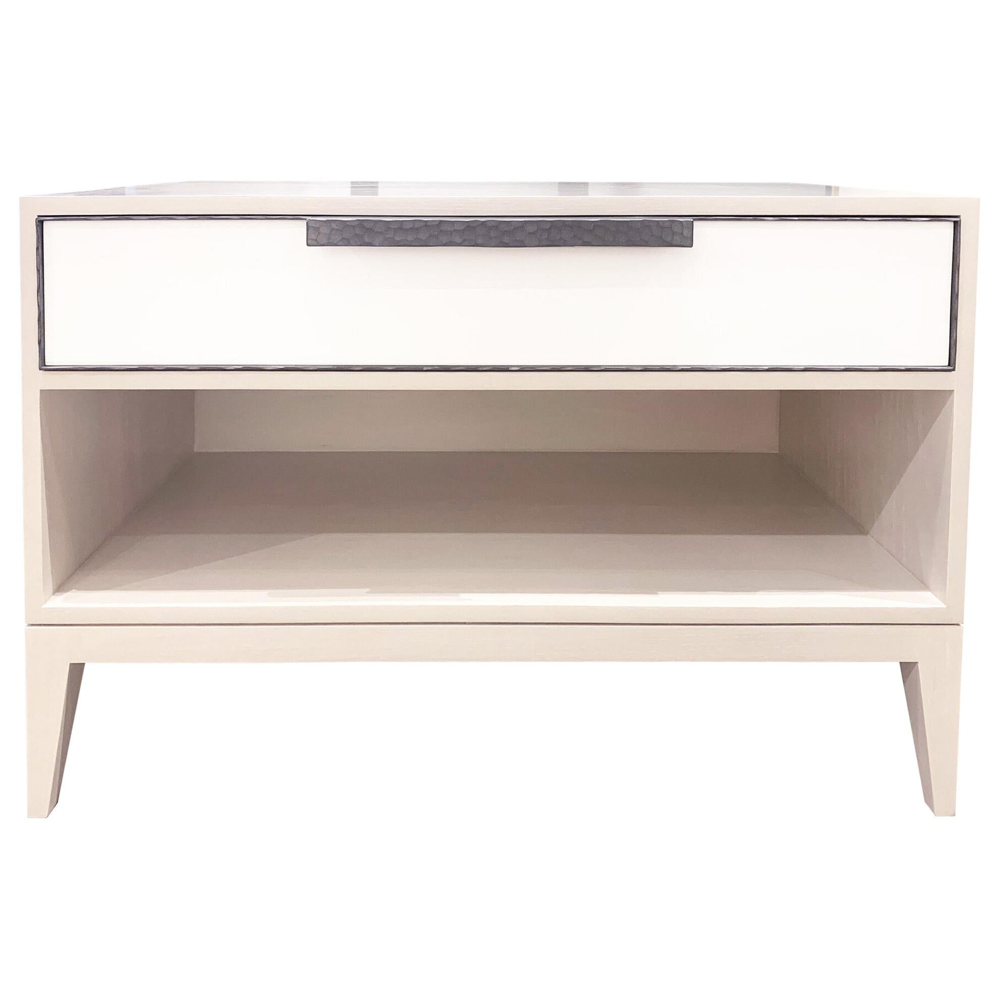 Modern Milano 1-Drawer Nightstand with Hammered Handle by Ercole Home