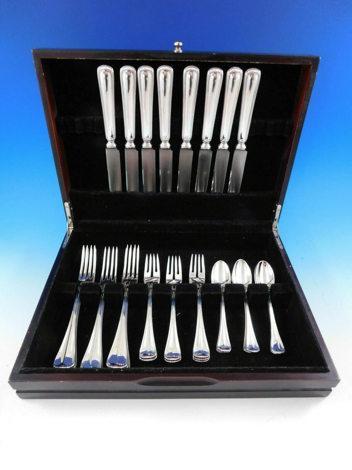 Handcrafted in sterling silver and adorned with reeded borders and stylized rope accents, the Milano flatware collection is a fashionable update on traditional design. The house of Buccellati is one of the world's premier silversmiths.

Dinner size