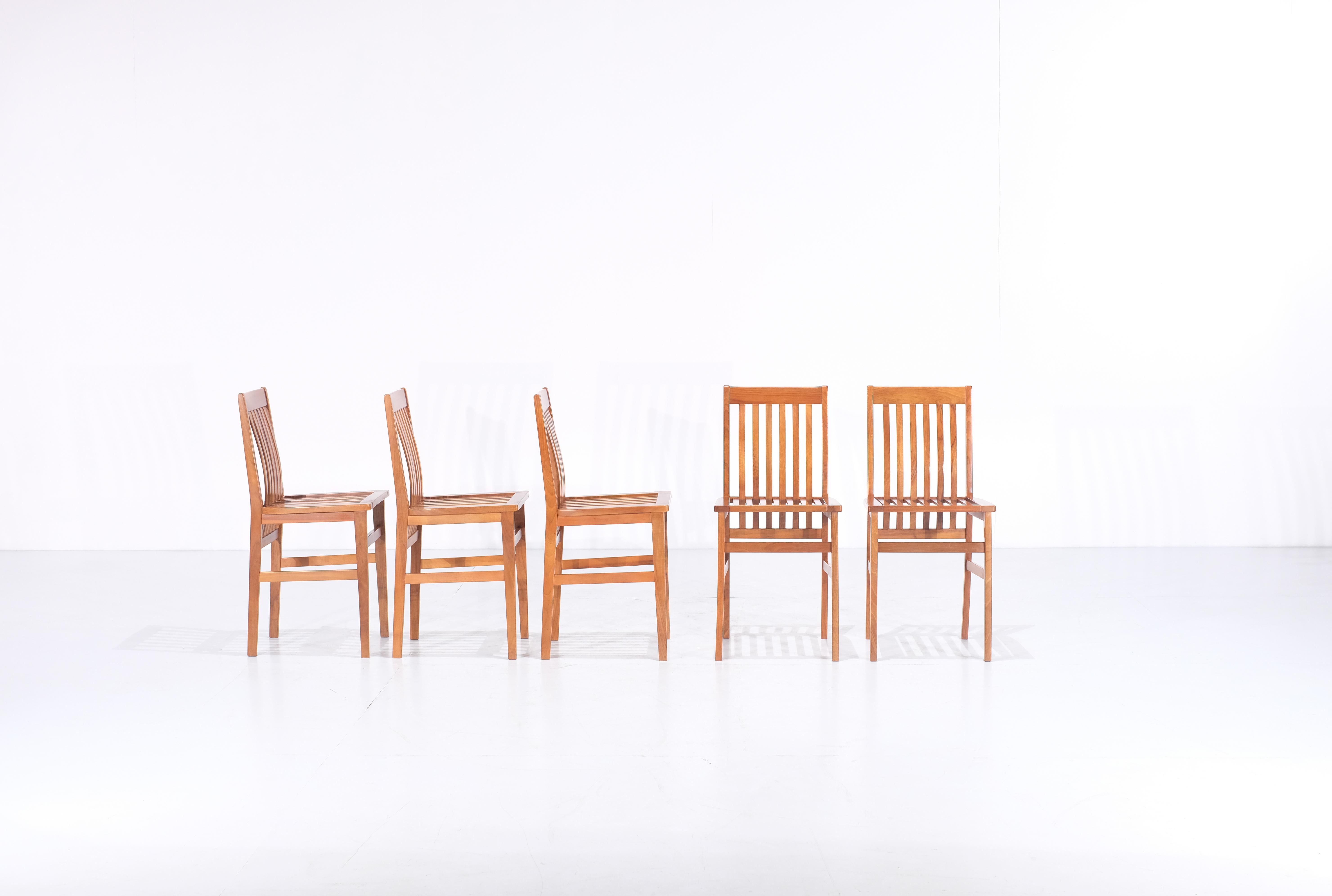 Mid-Century Modern Milano chairs by Aldo Rossi for Molteni - 1980s For Sale