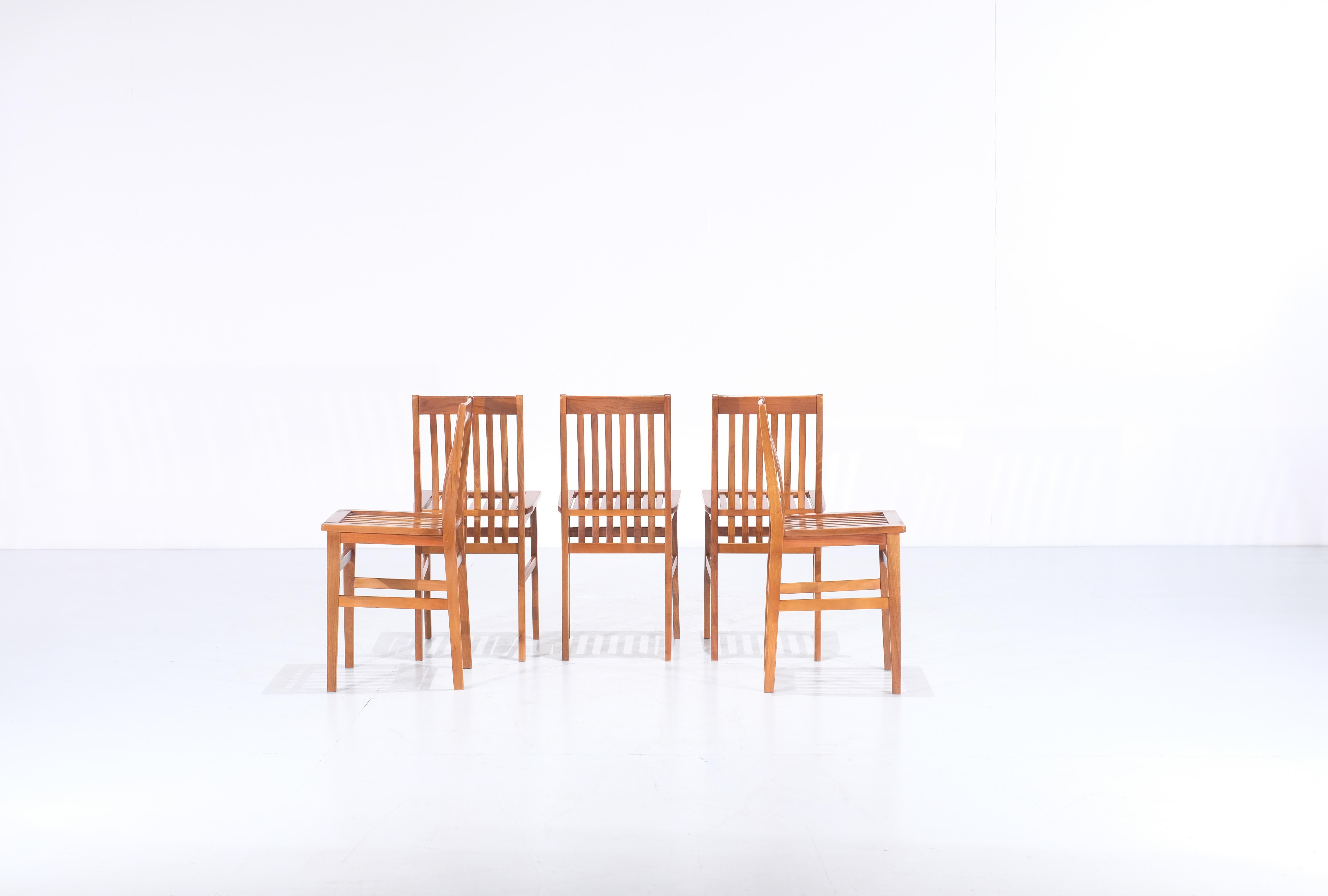 Late 20th Century Milano chairs by Aldo Rossi for Molteni - 1980s For Sale