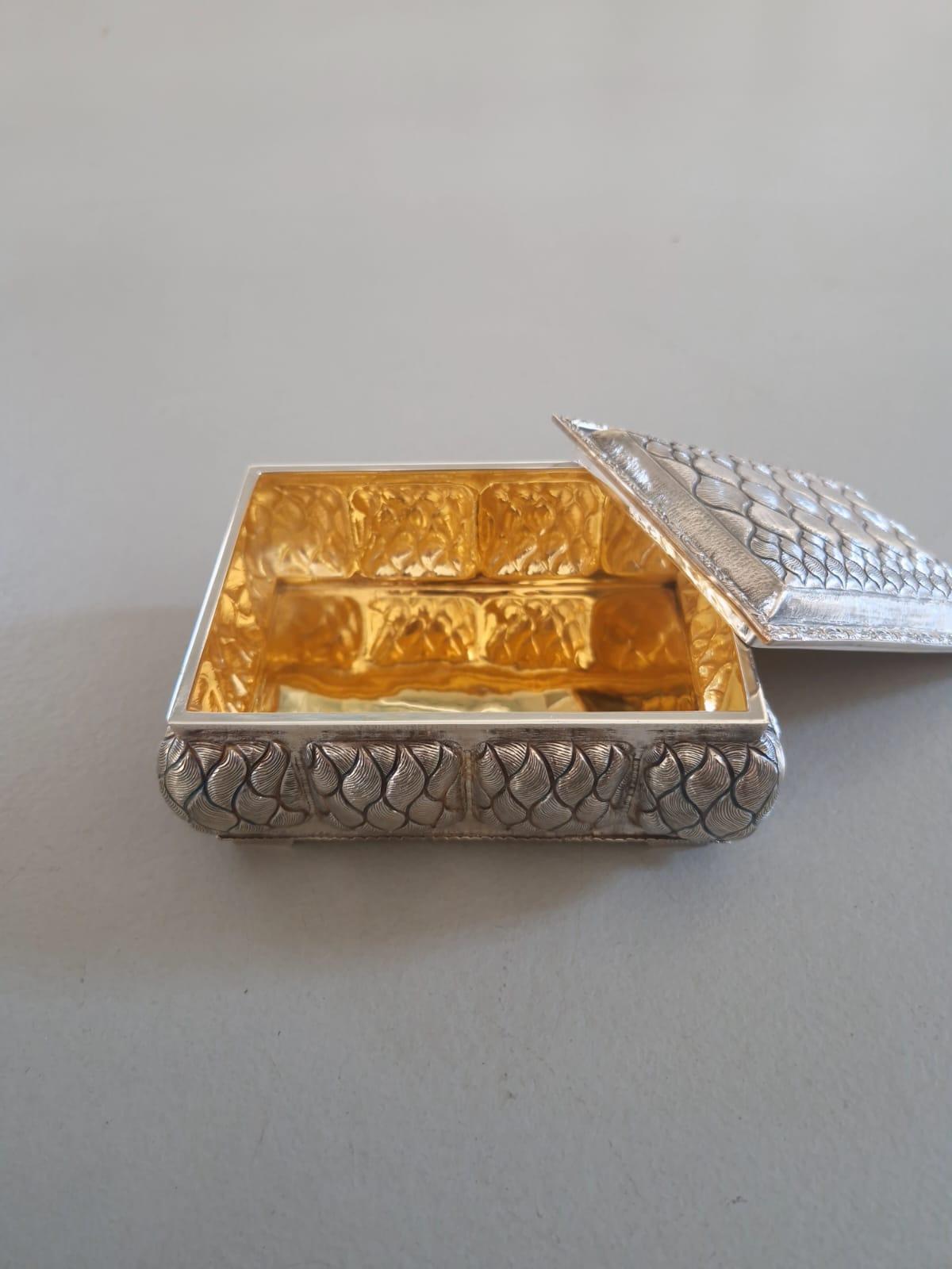 Moulage Boîte à trésors en argent sterling de Milan en vente