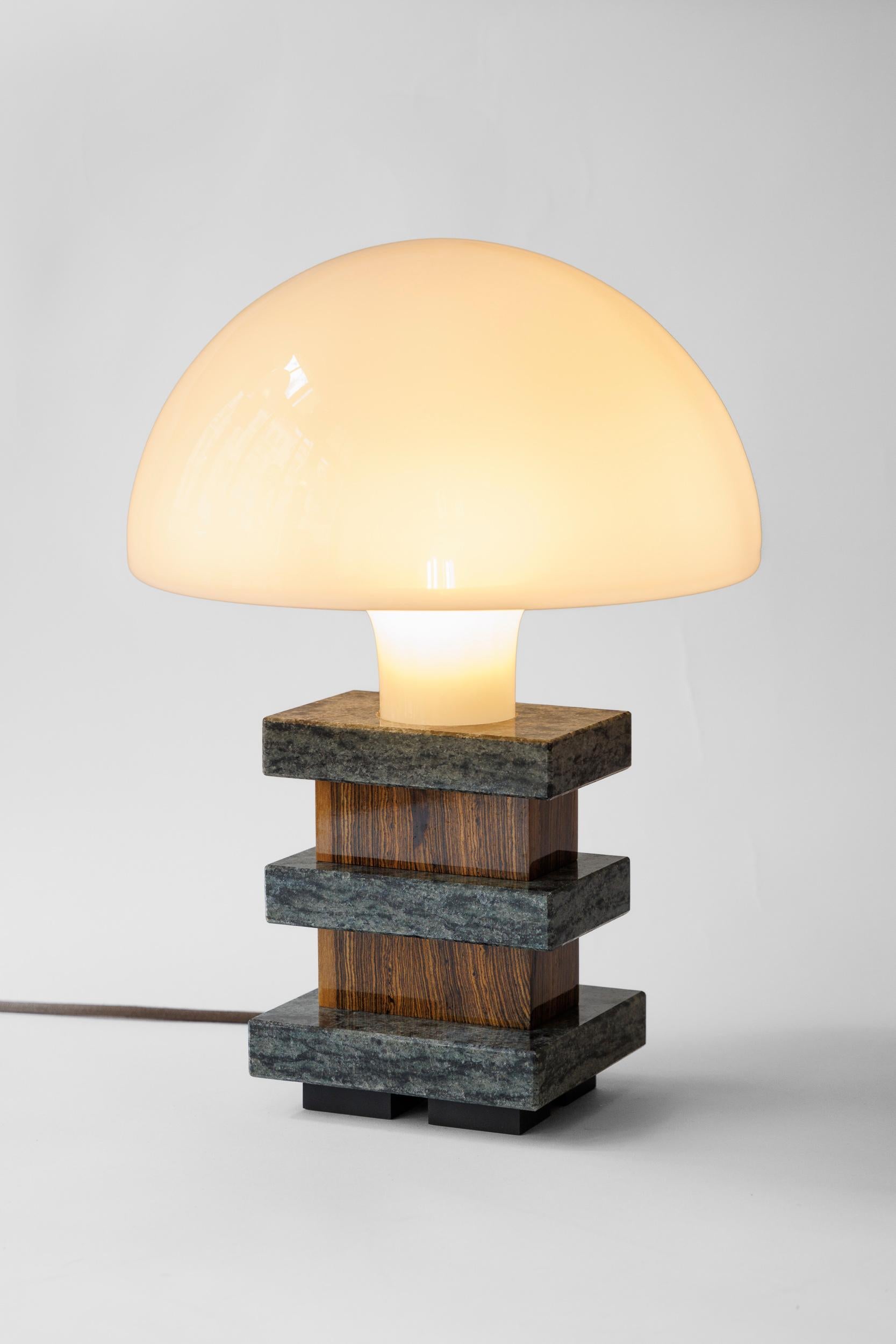 Tischlampe „MILANO“ von FABIAN FREYTAG STUDIO – Borsani, Auflage Nr. 4 (Handgefertigt)