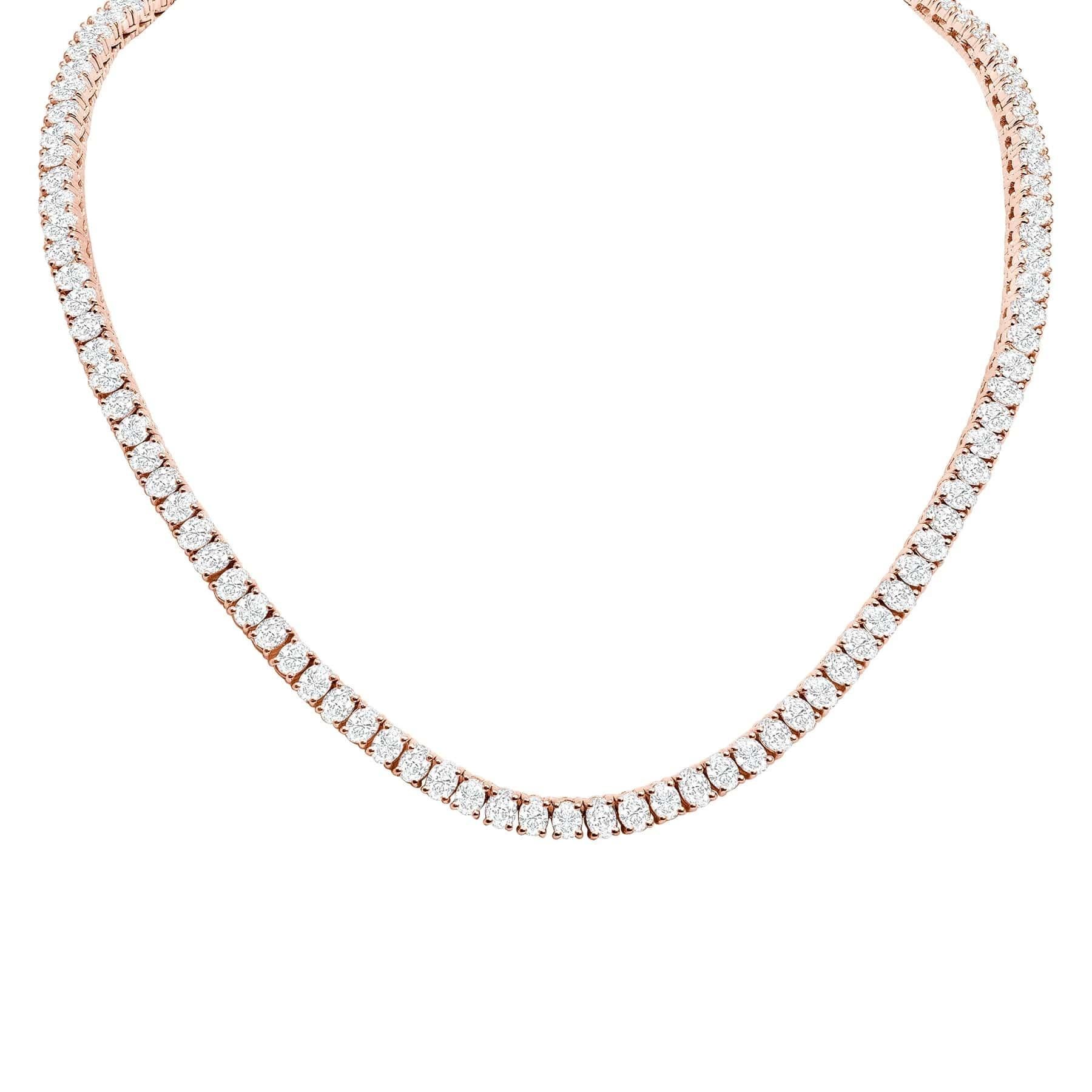 Diamond Round Cut 18k Gold Tennis Necklace In New Condition For Sale In Los Angeles, CA