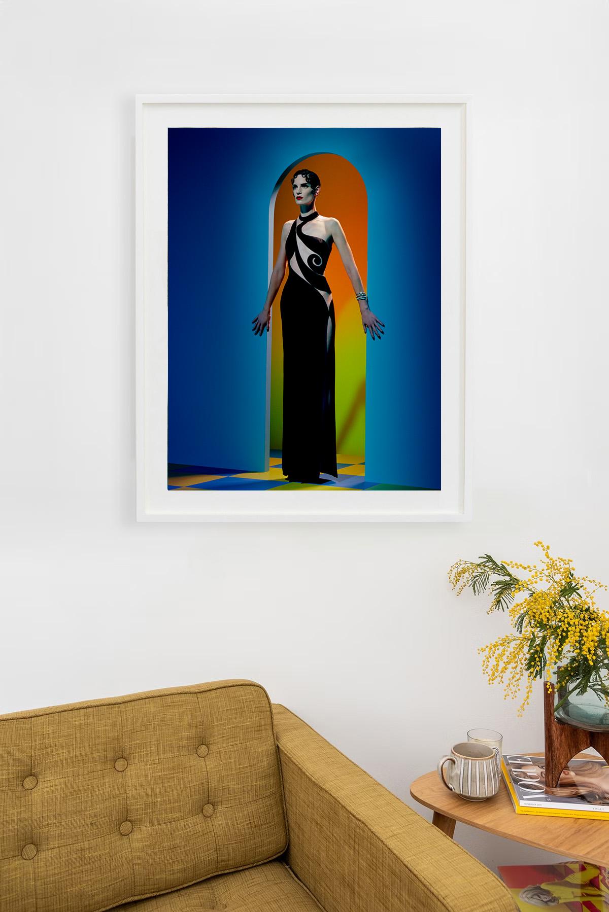 Bigli #3, 2010 - Miles Aldridge (Photographie couleur) en vente 3