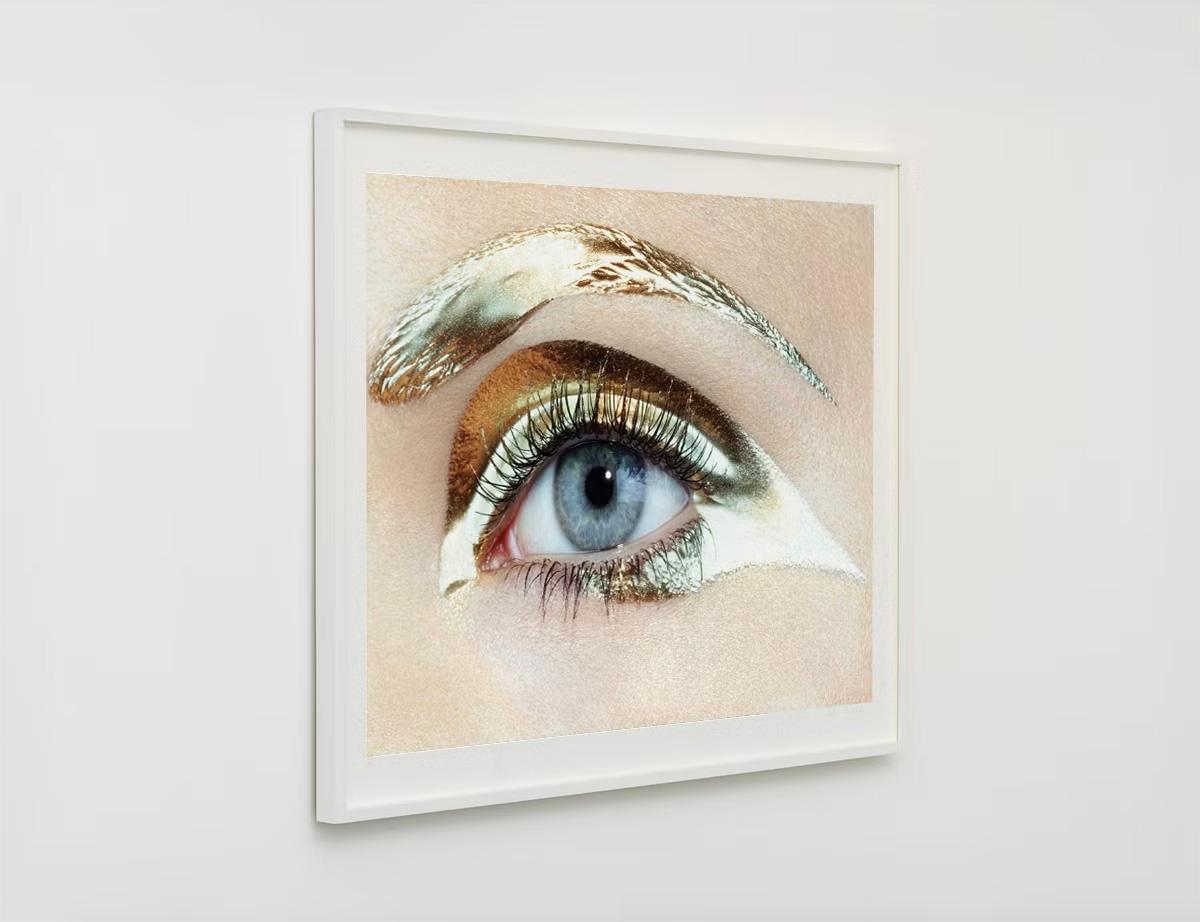 Bold Gold #1, 2006 - Miles Aldridge (Colour Photography) For Sale 2
