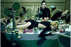 Dinner Party #5  Miles Aldridge, Frau, Mode, Erotisch, Modell, Blumen, Essen