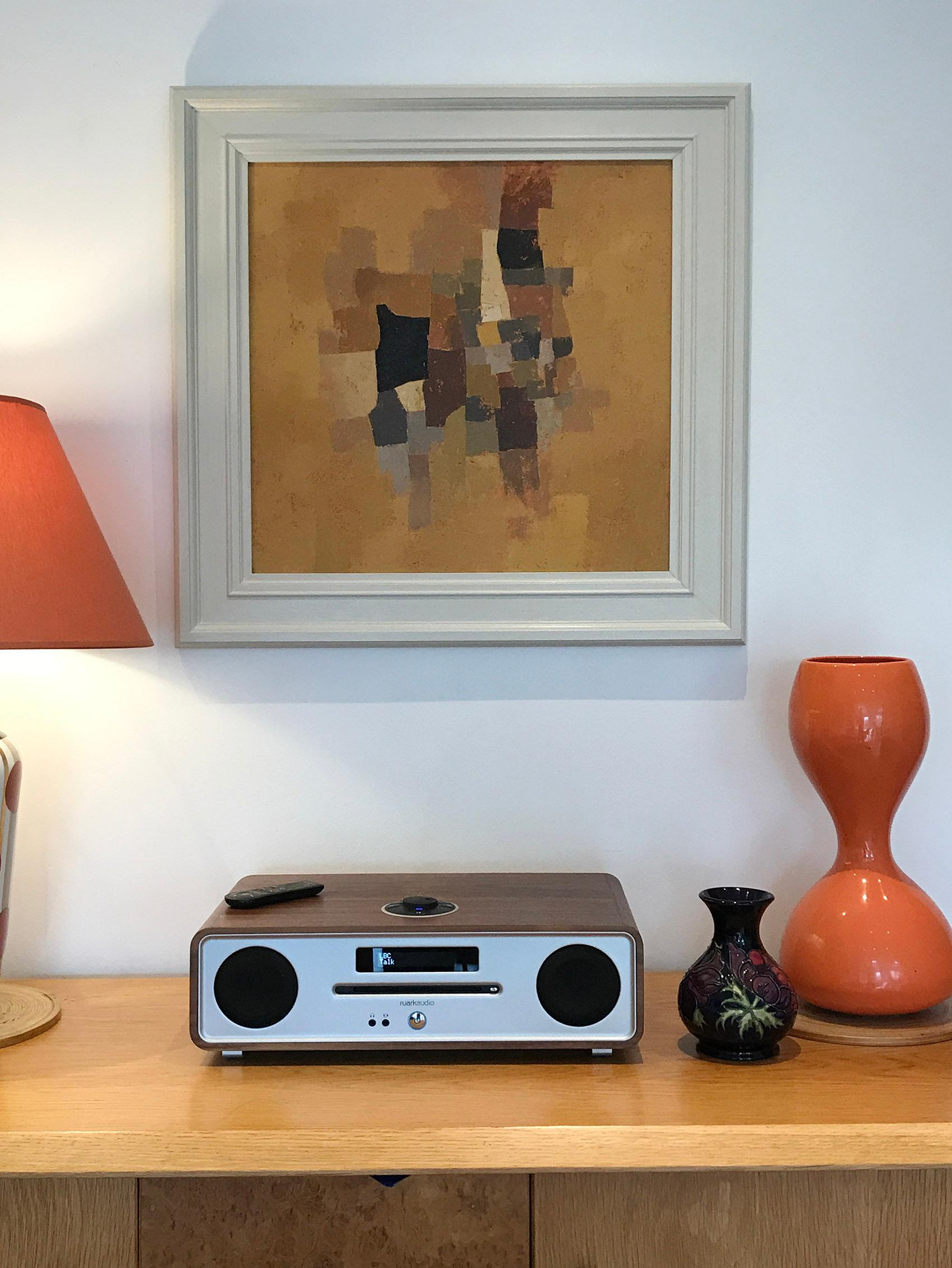 ‘Shifting Sands’ has been painted on stretched canvas and mounted into a hand-painted tray frame. These paintings are rooted in the tradition of British and European post-war Modernism, particularly abstract painting. Drawing inspiration from the