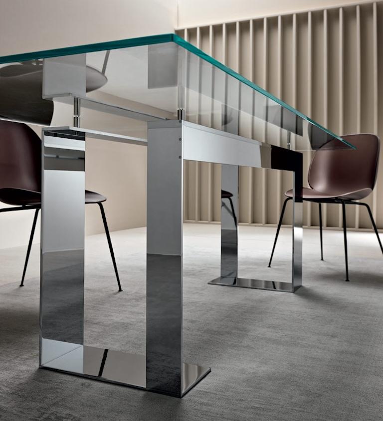 Miles Glass Dining Table, Designed by Giulio Mancini, Made in Italy  For Sale 1