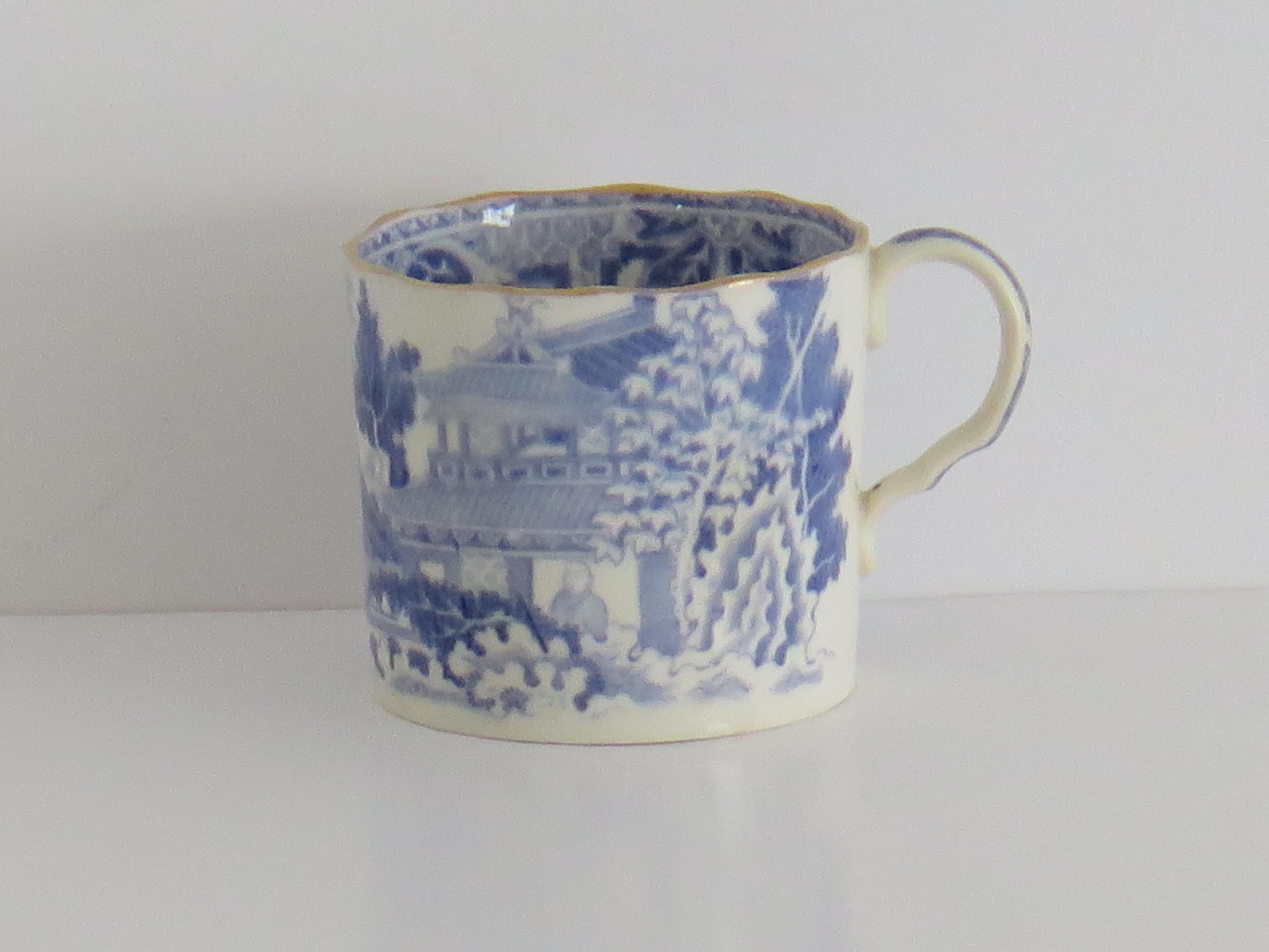 English Miles Mason Coffee Can Porcelain Chinamen on Verandah Pattern, circa 1805