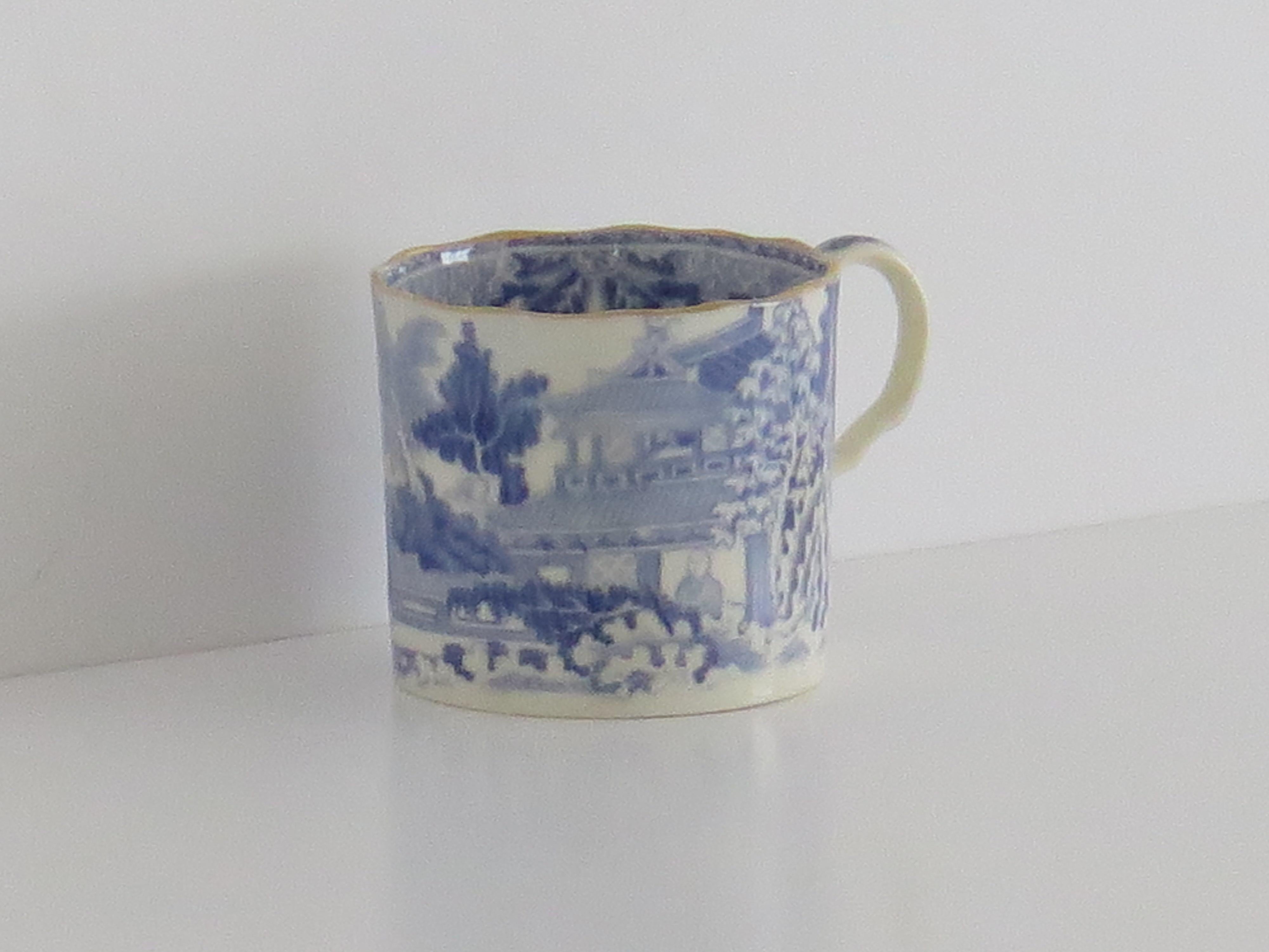 Glazed Miles Mason Coffee Can Porcelain Chinamen on Verandah Pattern, circa 1805