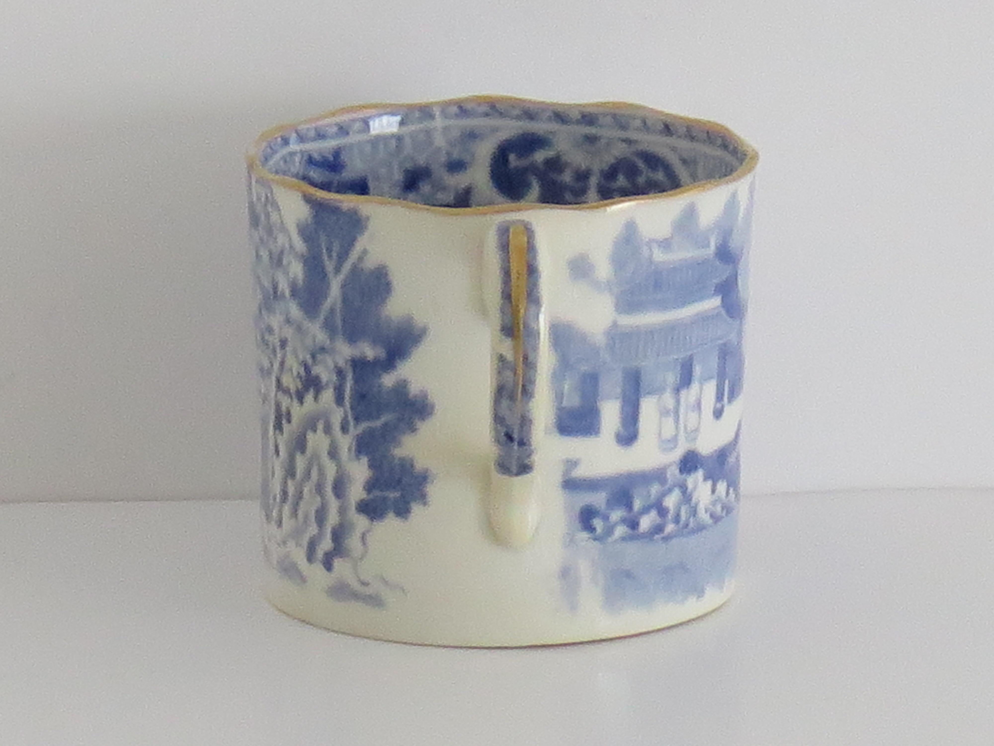 19th Century Miles Mason Coffee Can Porcelain Chinamen on Verandah Pattern, circa 1805