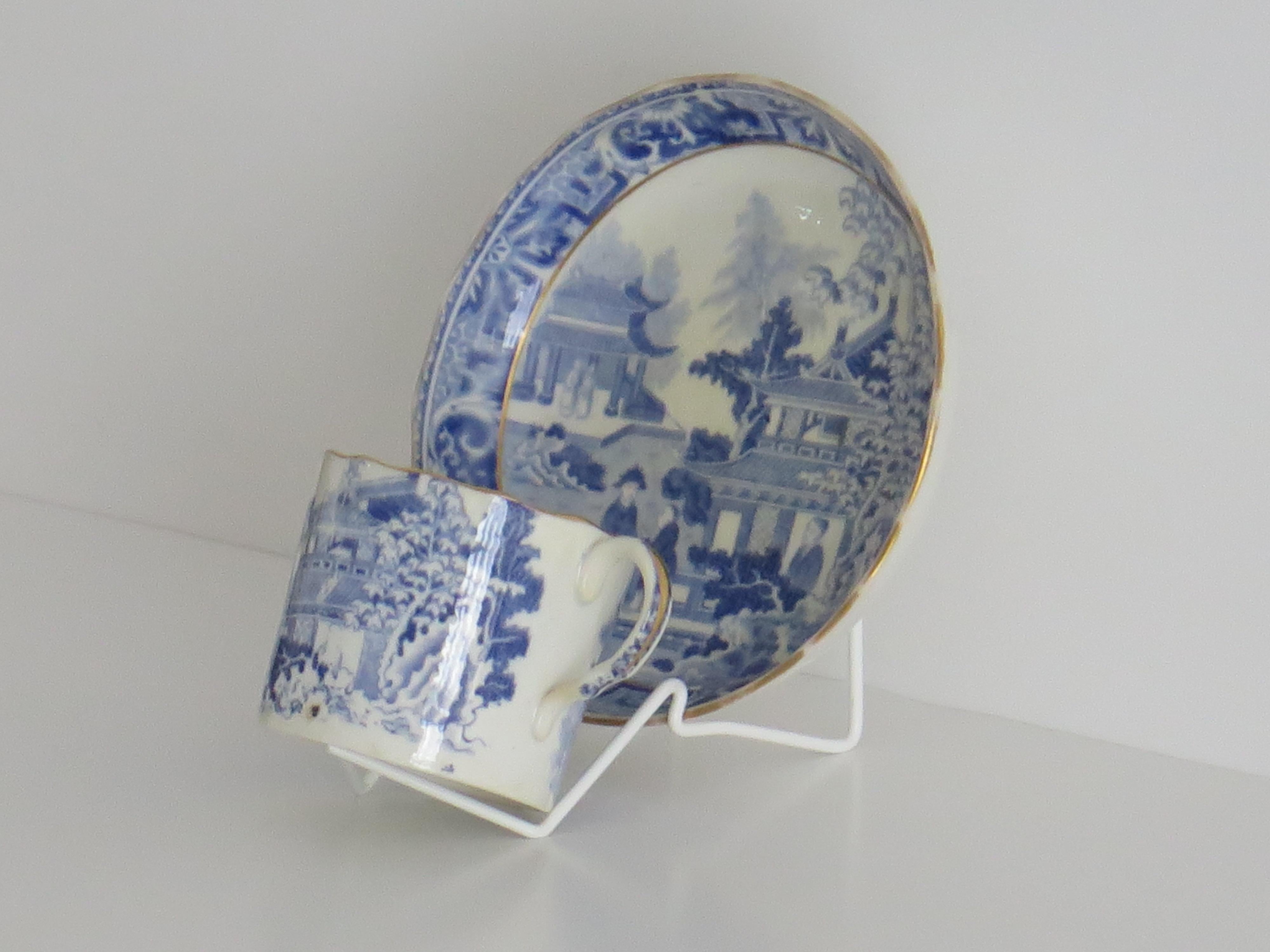 Glazed Miles Mason Coffee Can & Saucer Porcelain Chinamen on Verandah Pattern, Ca 1805 For Sale