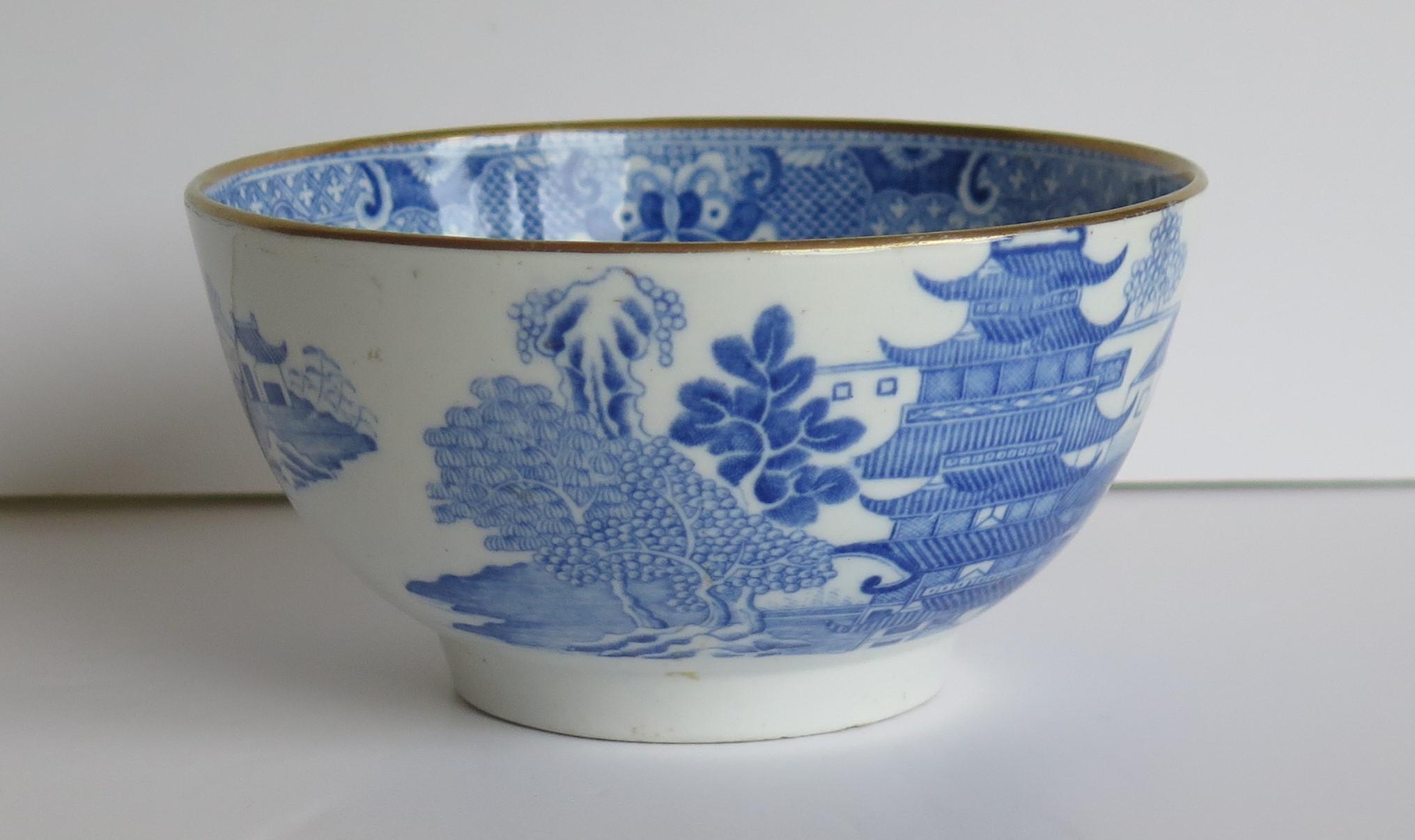 19th Century Miles Mason Porcelain Bowl Blue and White Broseley Pattern, English, circa 1805
