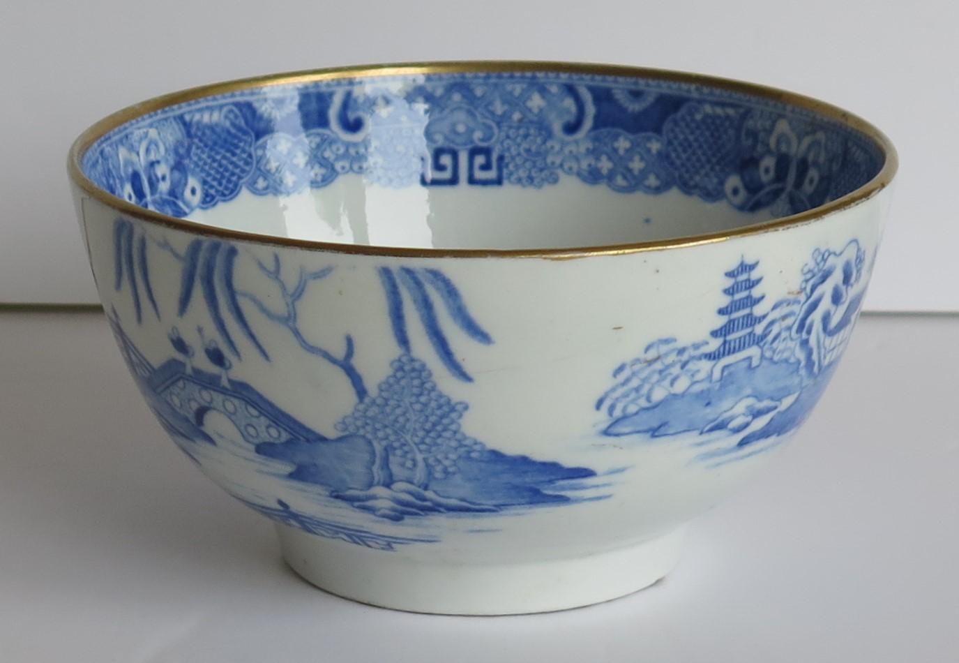 Miles Mason Porcelain Bowl Blue and White Broseley Pattern, English, circa 1805 2