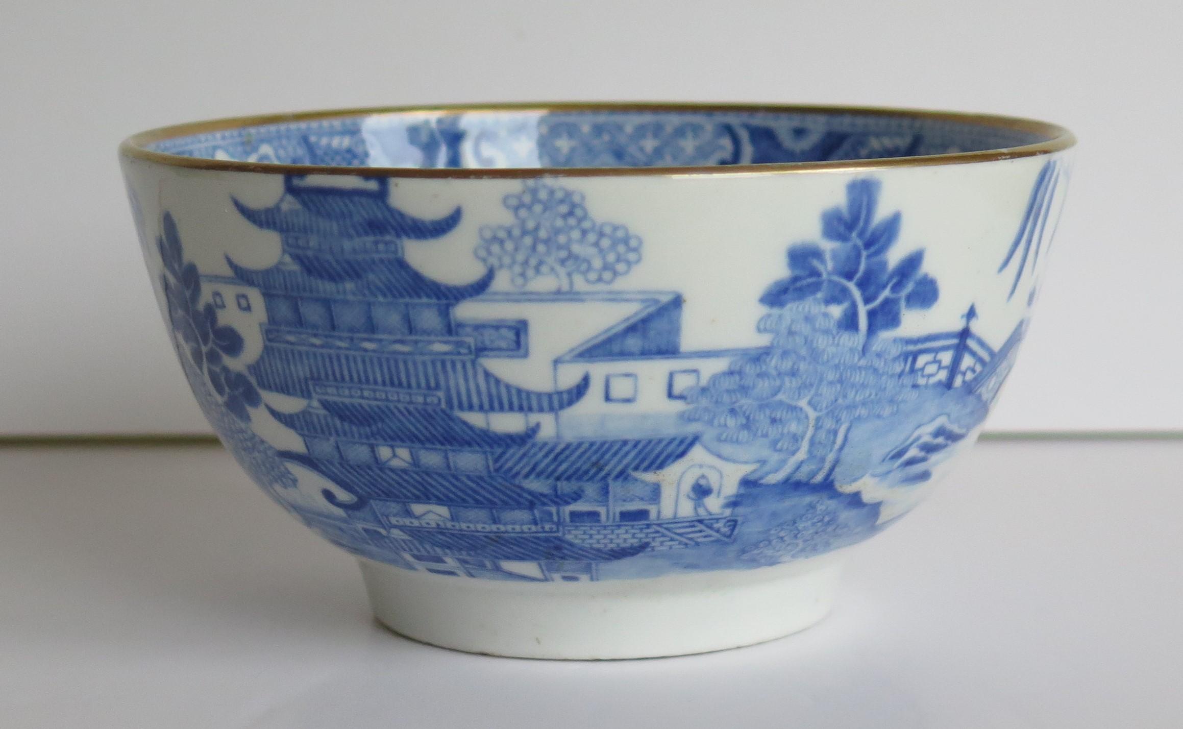 Miles Mason Porcelain Bowl Blue and White Broseley Pattern, English, circa 1805 3