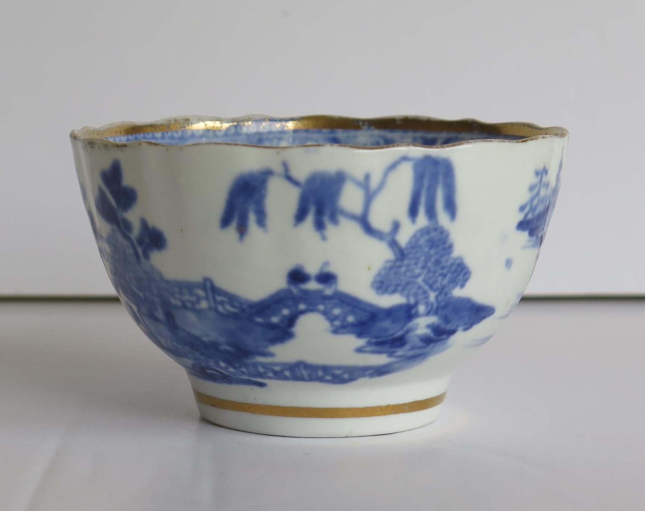 Miles Mason Porcelain Bowl Blue and White Pagoda Pattern, English, circa 1805 2