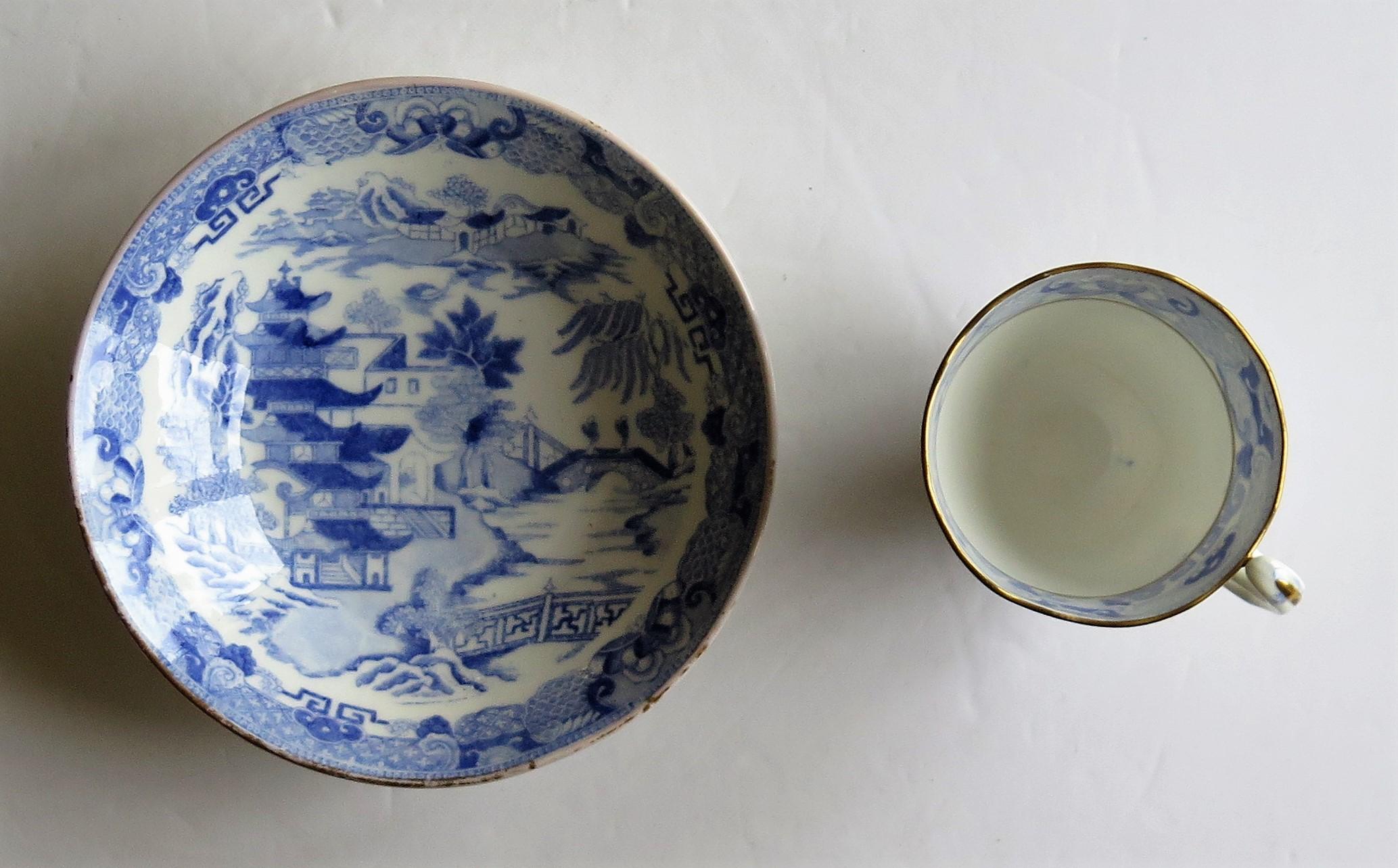 Chinoiserie Miles Mason Porcelain Cup and Saucer Blue Broseley Willow Pattern, circa 1815