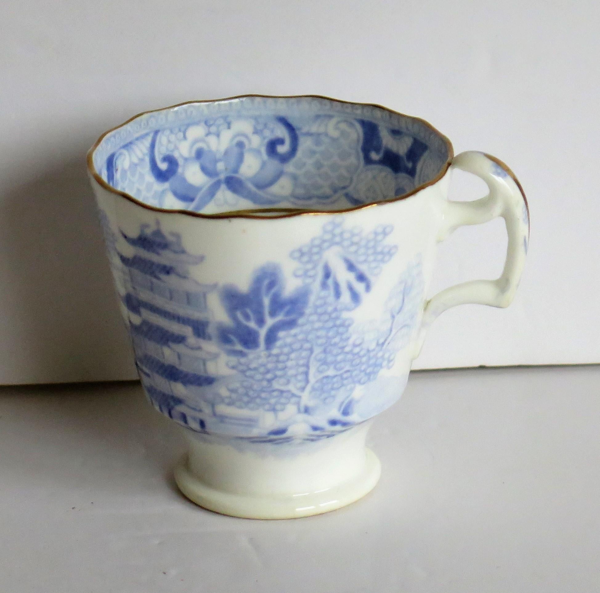 Glazed Miles Mason Porcelain Cup and Saucer Blue Broseley Willow Pattern, circa 1815