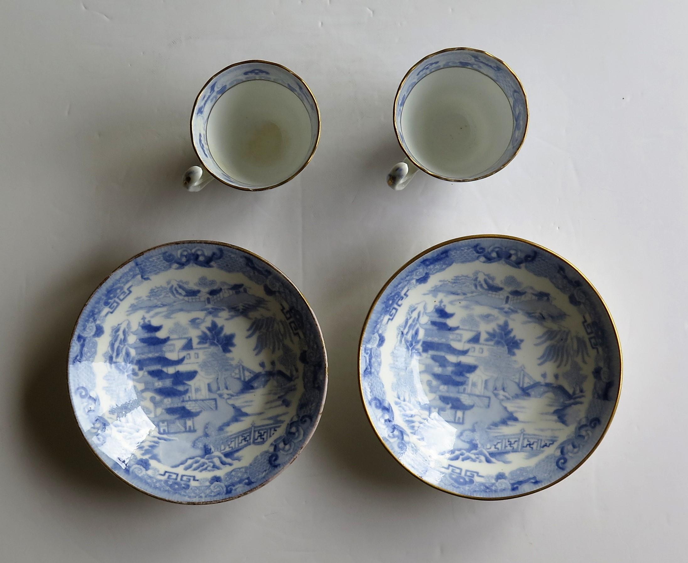 Chinoiserie Miles Mason Porcelain Pair of Cups & Saucers Blue Broseley Willow Ptn circa 1815