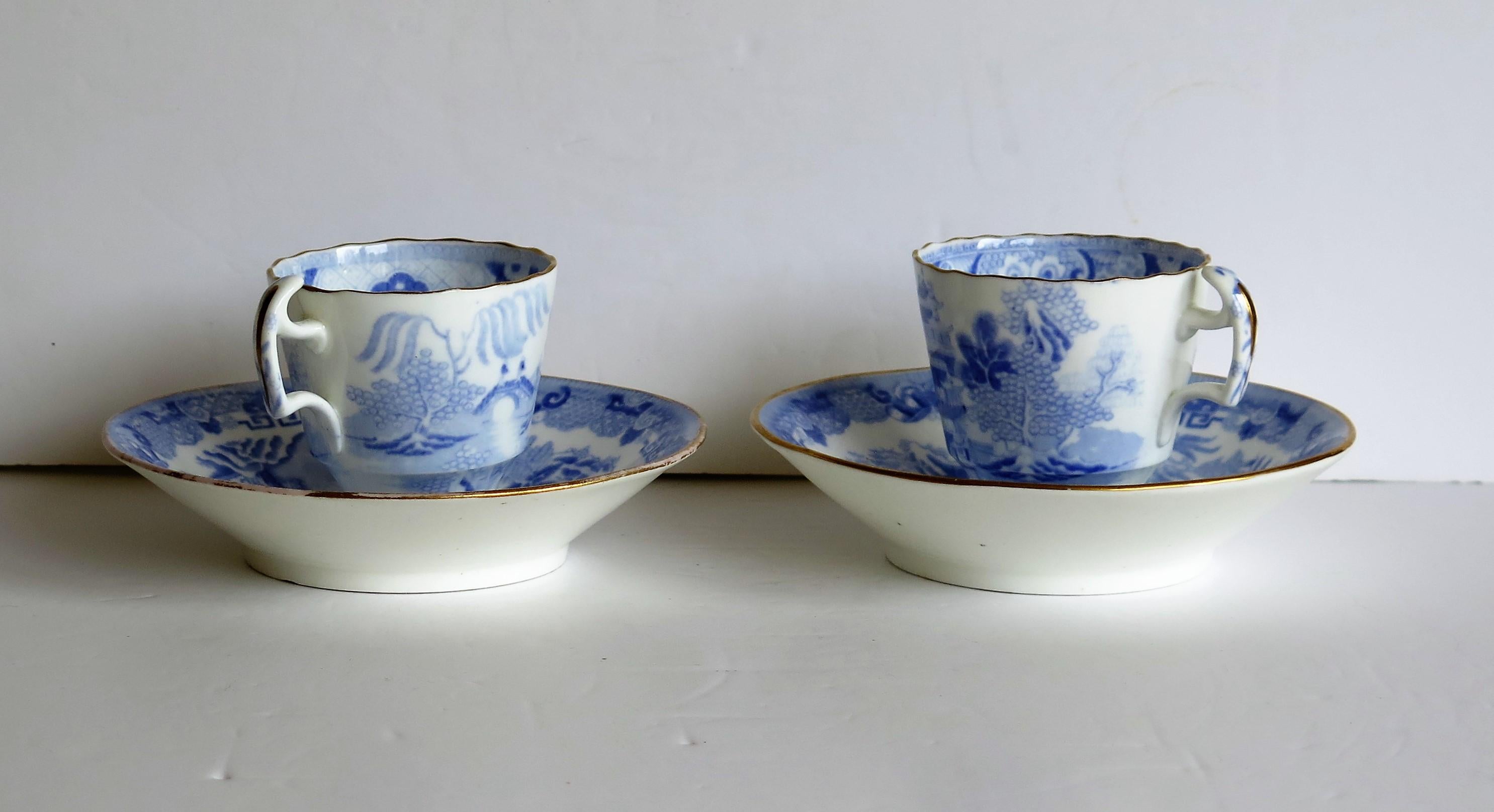 English Miles Mason Porcelain Pair of Cups & Saucers Blue Broseley Willow Ptn circa 1815