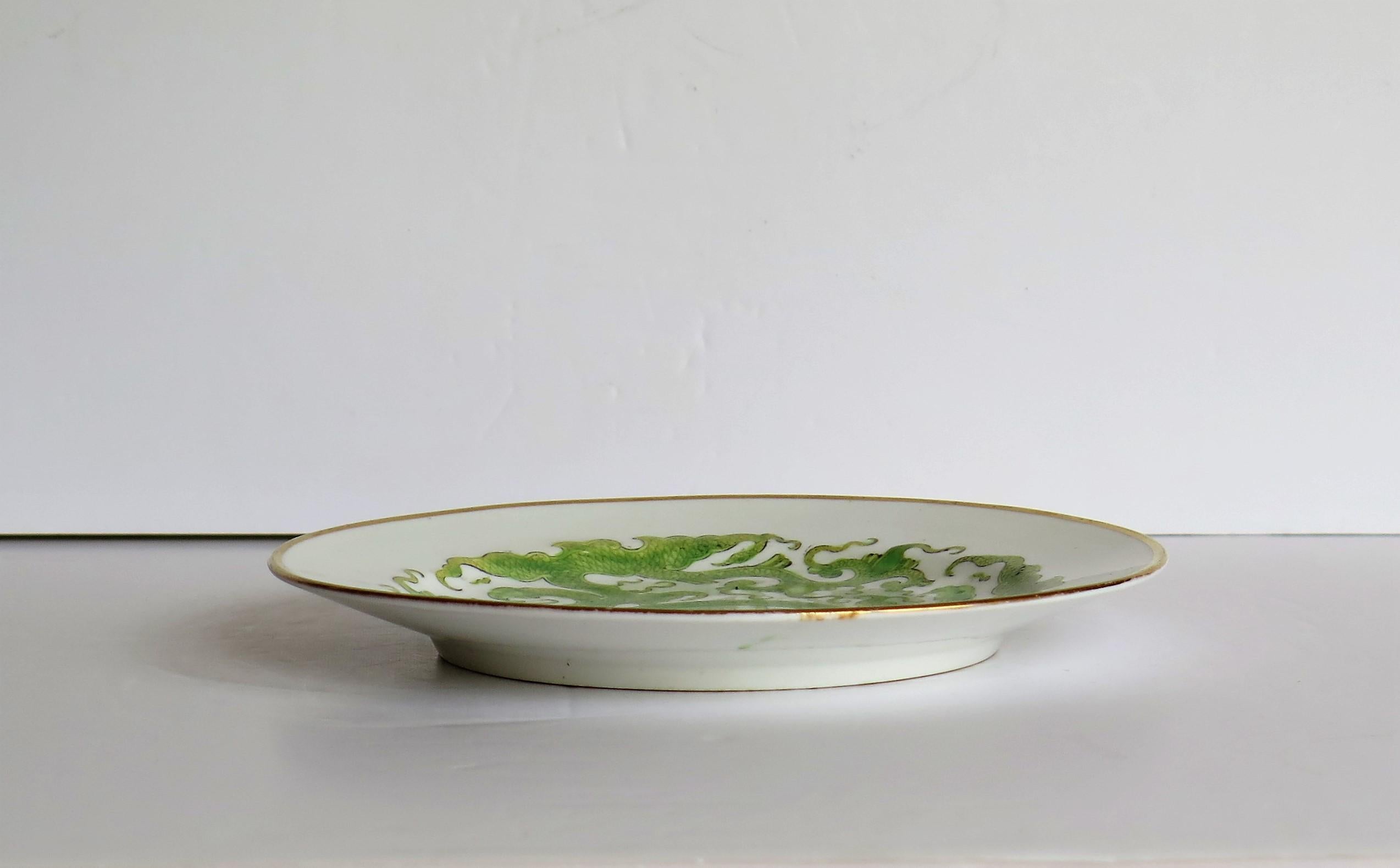 Georgian Miles Mason Porcelain Plate in Green Chinese Dragon Pattern, circa 1808 4