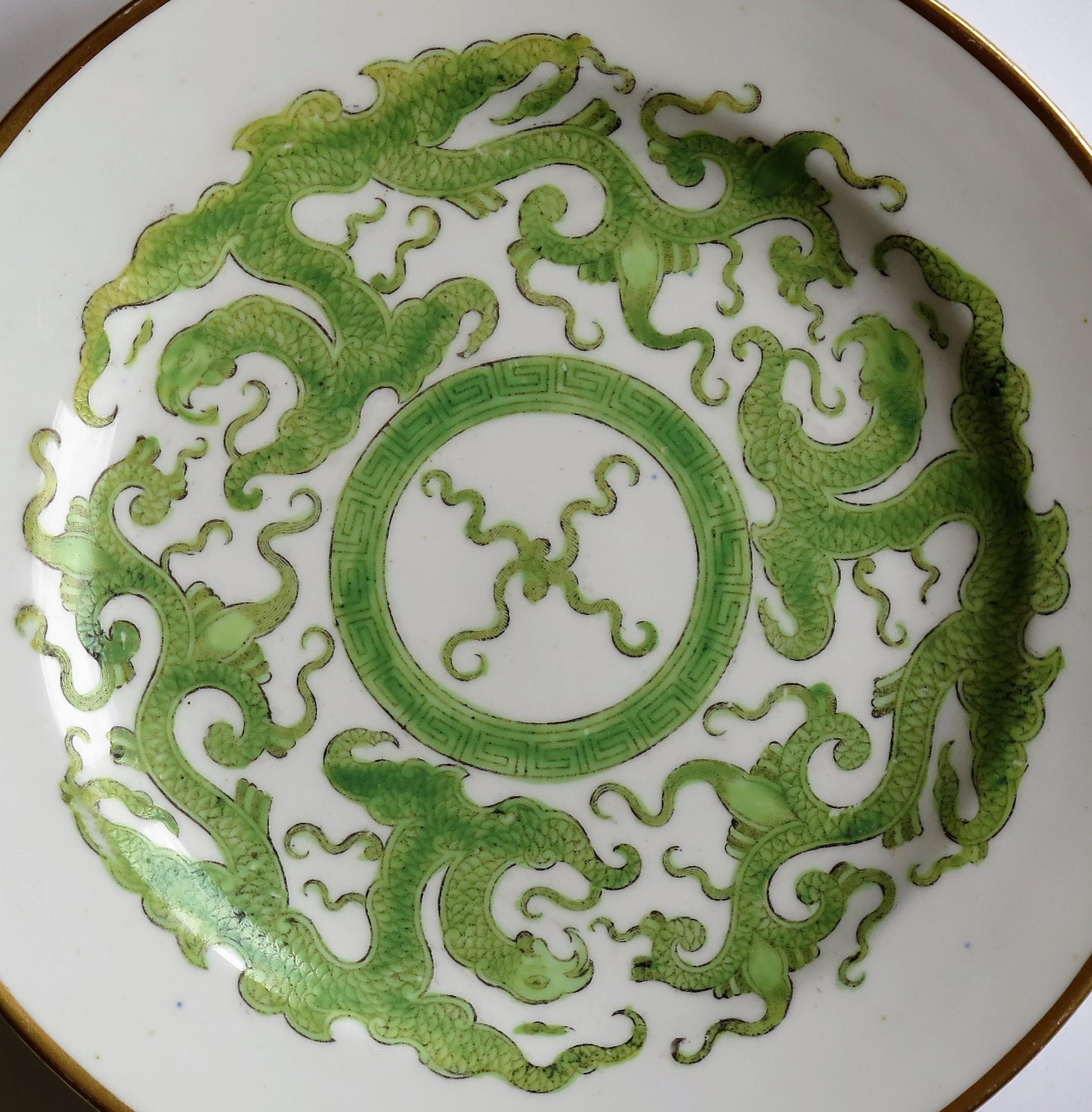 Georgian Miles Mason Porcelain Plate in Green Chinese Dragon Pattern, circa 1808 5
