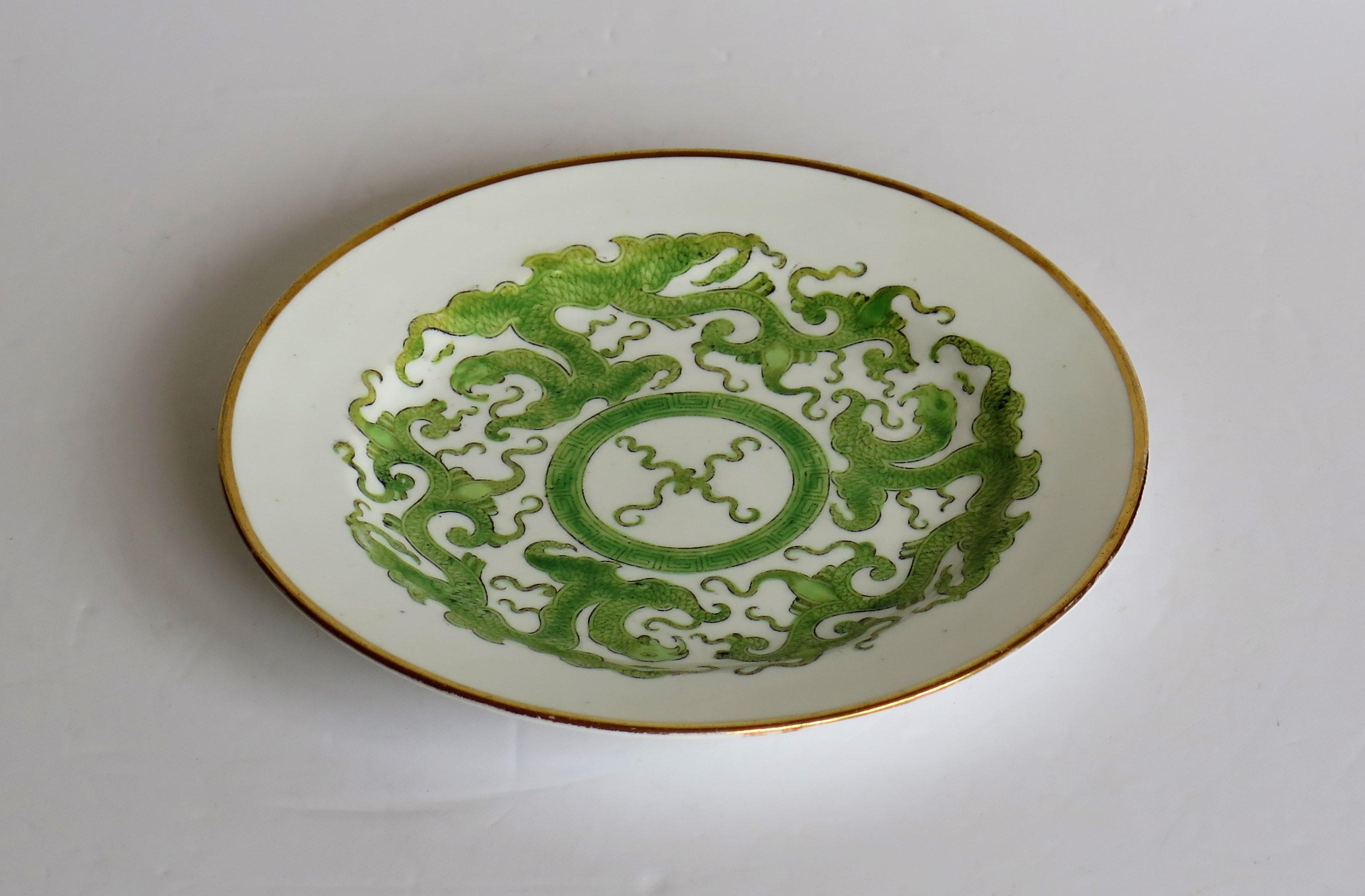 Georgian Miles Mason Porcelain Plate in Green Chinese Dragon Pattern, circa 1808 2