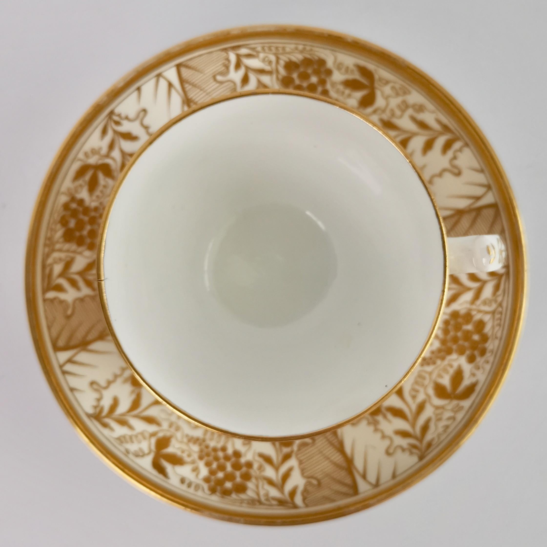 Miles Mason Porcelain Teacup Quartet, Gilt Regency Acanthus Pattern, ca 1810 4