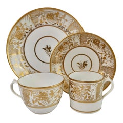 Miles Mason Porcelain Teacup Quartet, Gilt Regency Acanthus Pattern, ca 1810